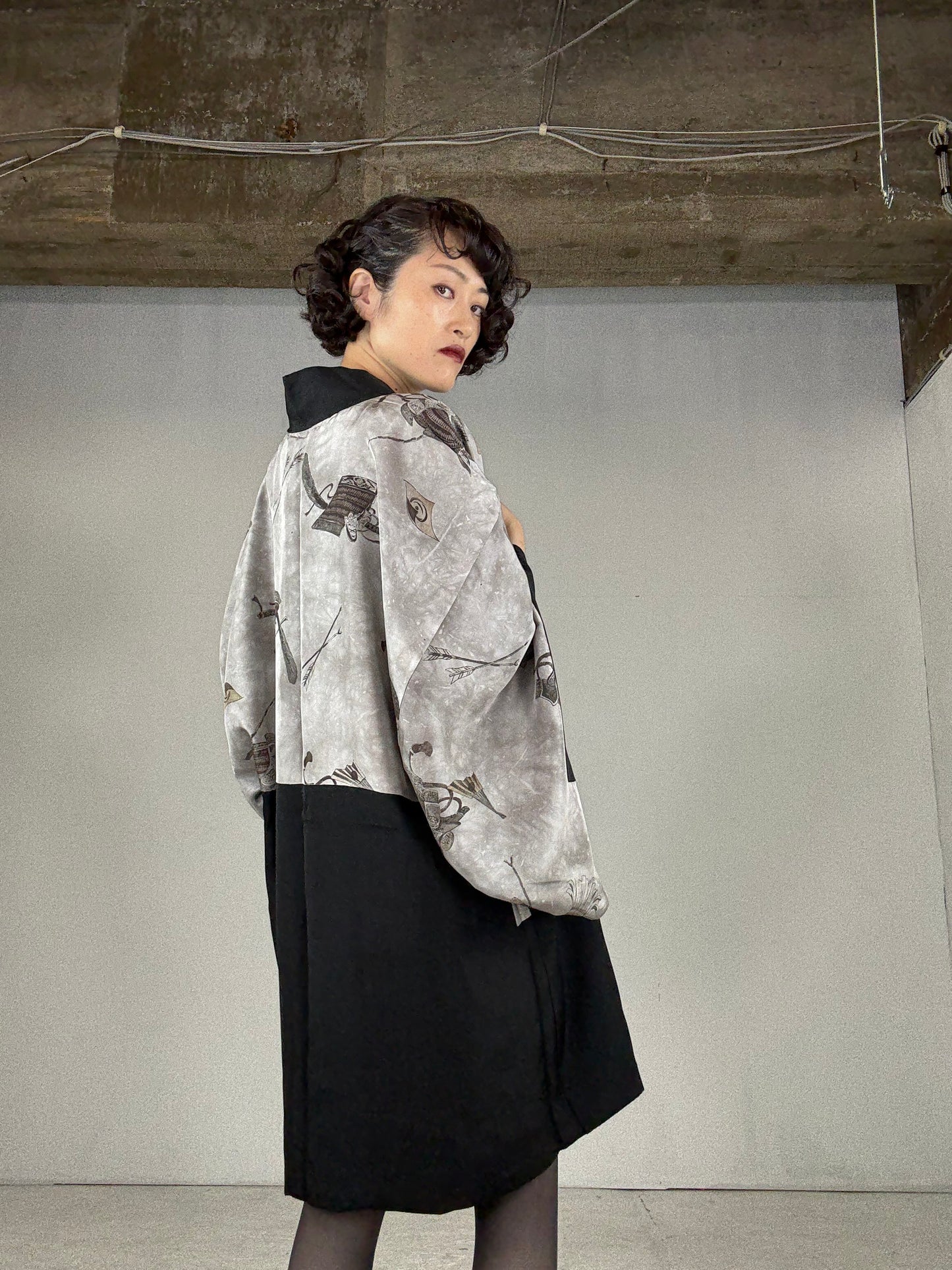 VINTAGE KUROMONTSUKI HAORI "sougara yoroi"