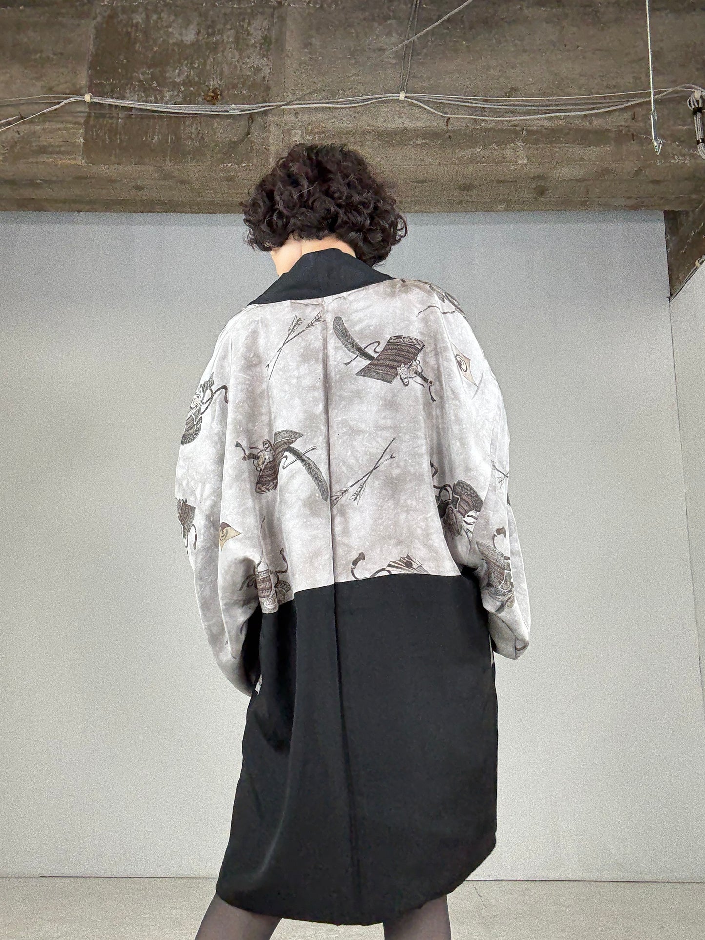 VINTAGE KUROMONTSUKI HAORI "sougara yoroi"