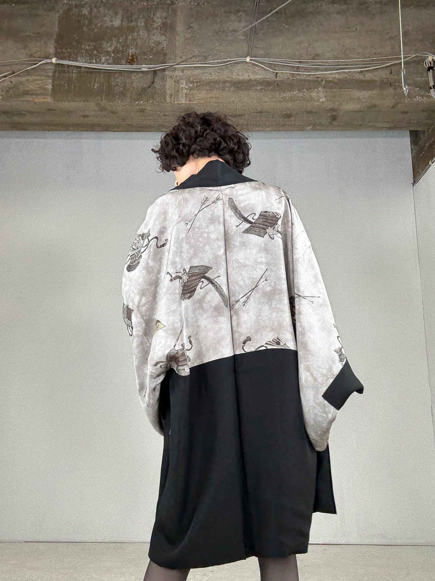 VINTAGE KUROMONTSUKI HAORI "sougara yoroi"