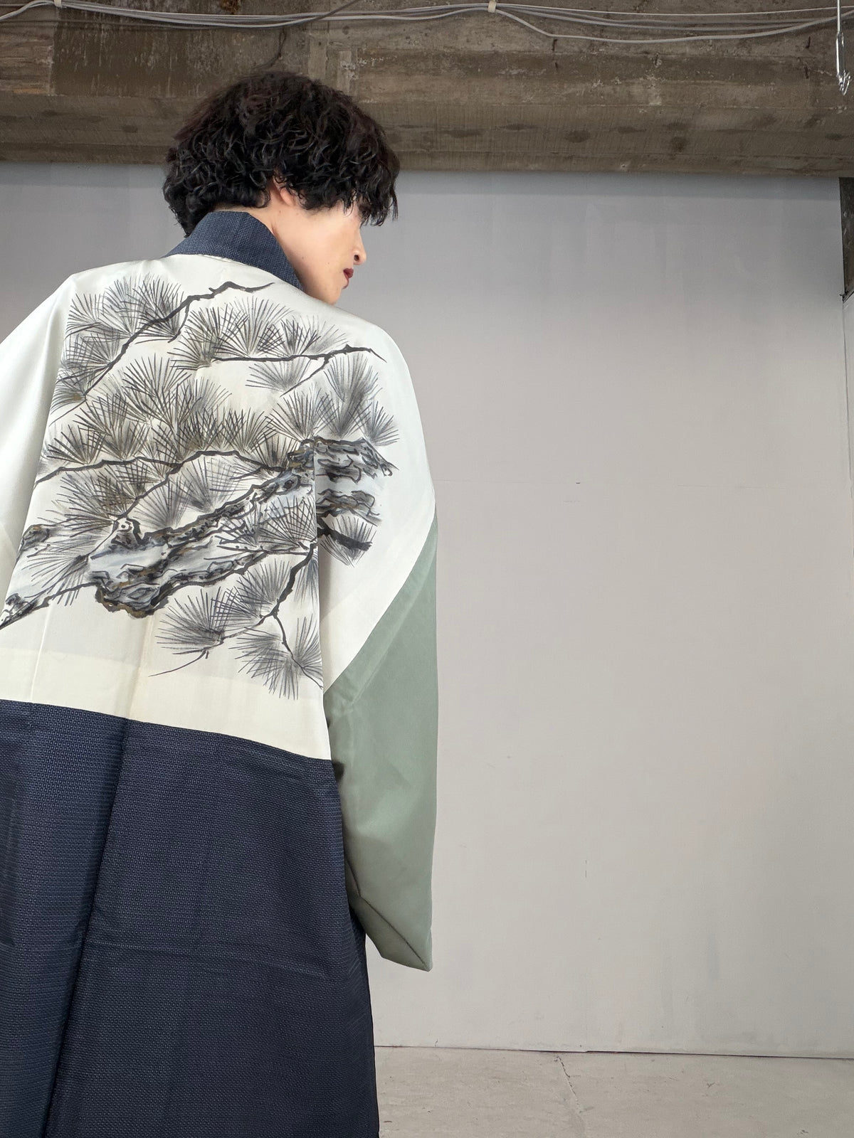 VINTAGE KAWAII HAORI oversized  "oshima, blue, matu , 058"