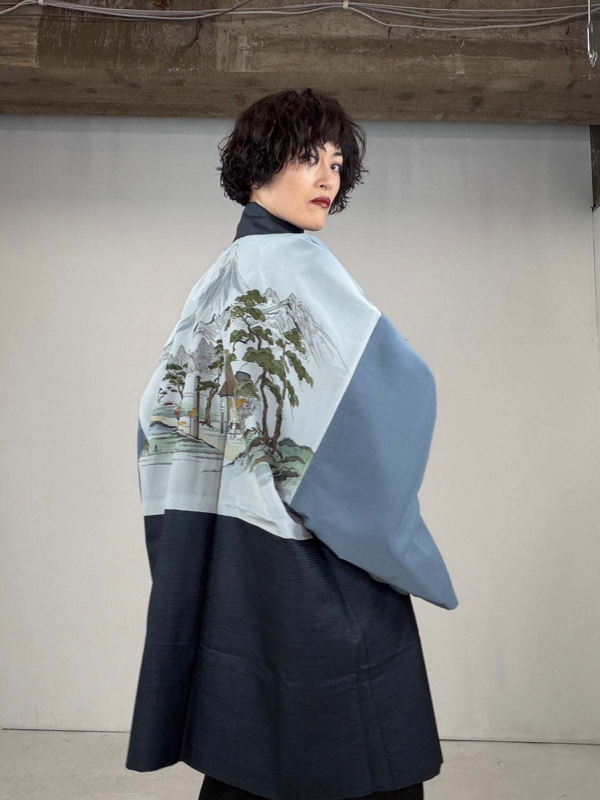 VINTAGE KAWAII HAORI oversized  "oshima, blue, fuji ,cyaya , tabi , 044"