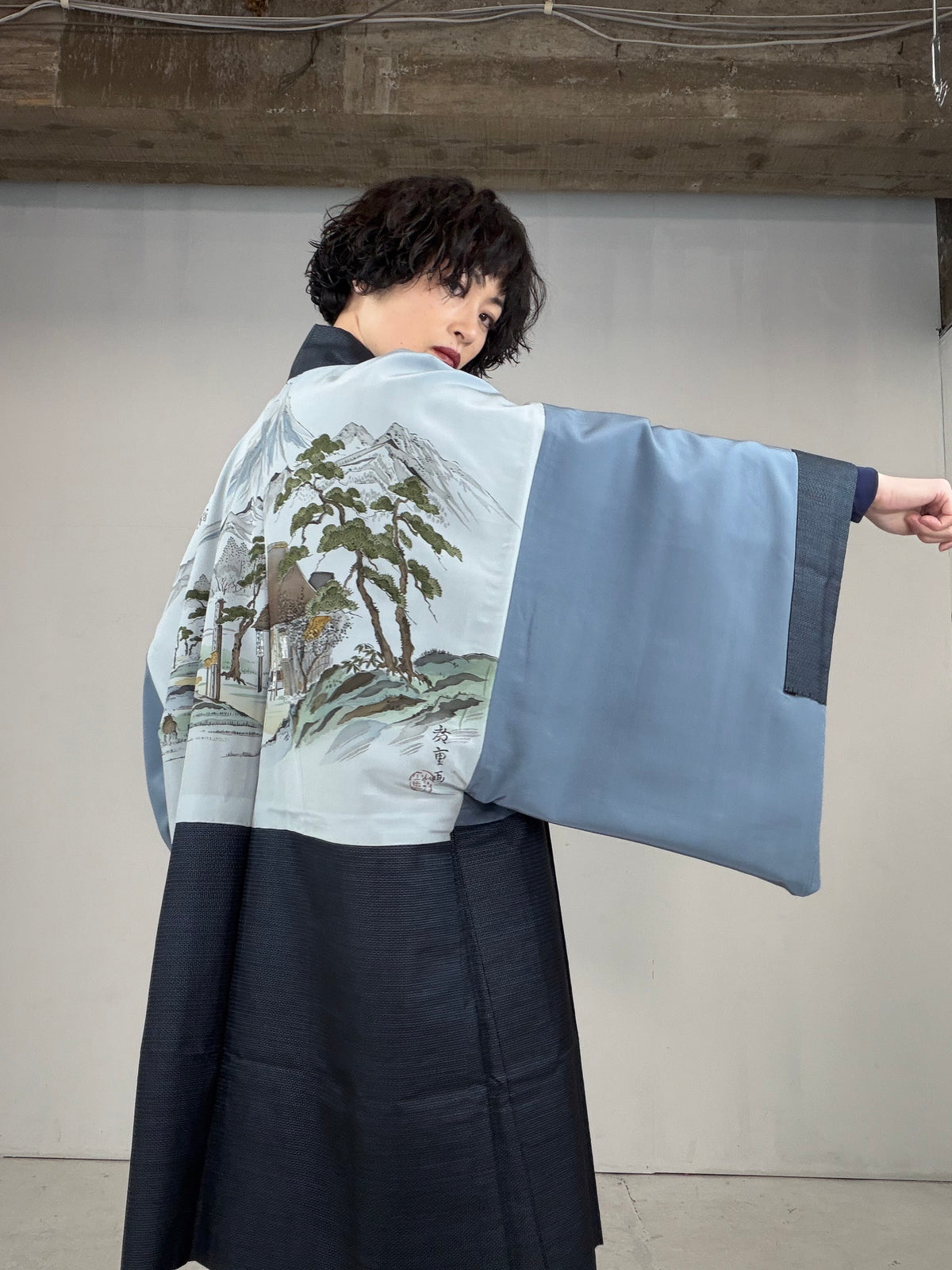 VINTAGE KAWAII HAORI oversized  "oshima, blue, fuji ,cyaya , tabi , 044"