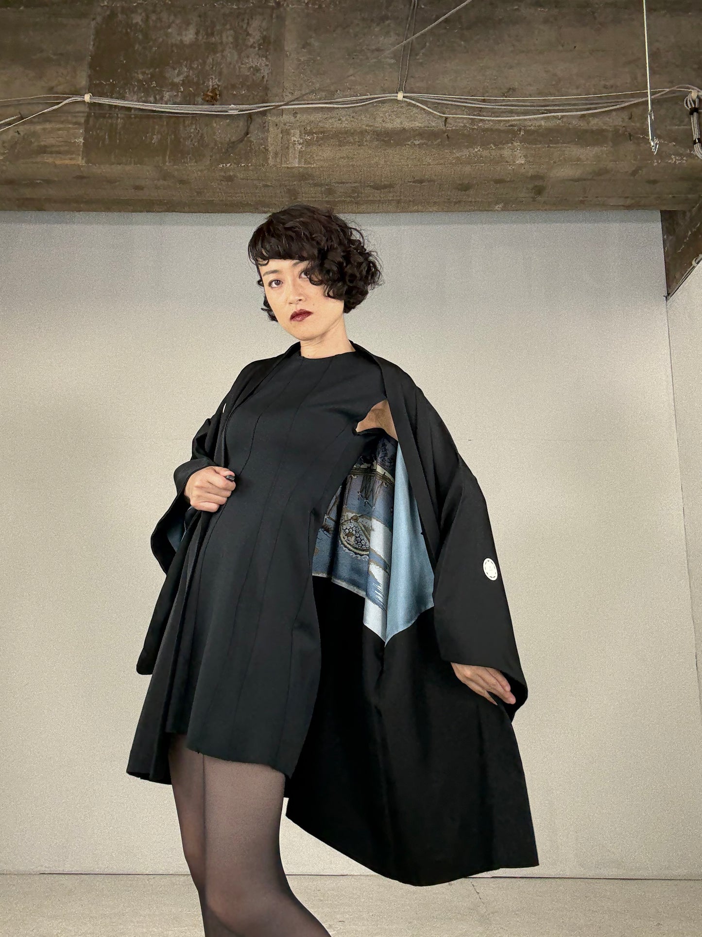 VINTAGE KUROMONTSUKI HAORI "fukagawa" *damage