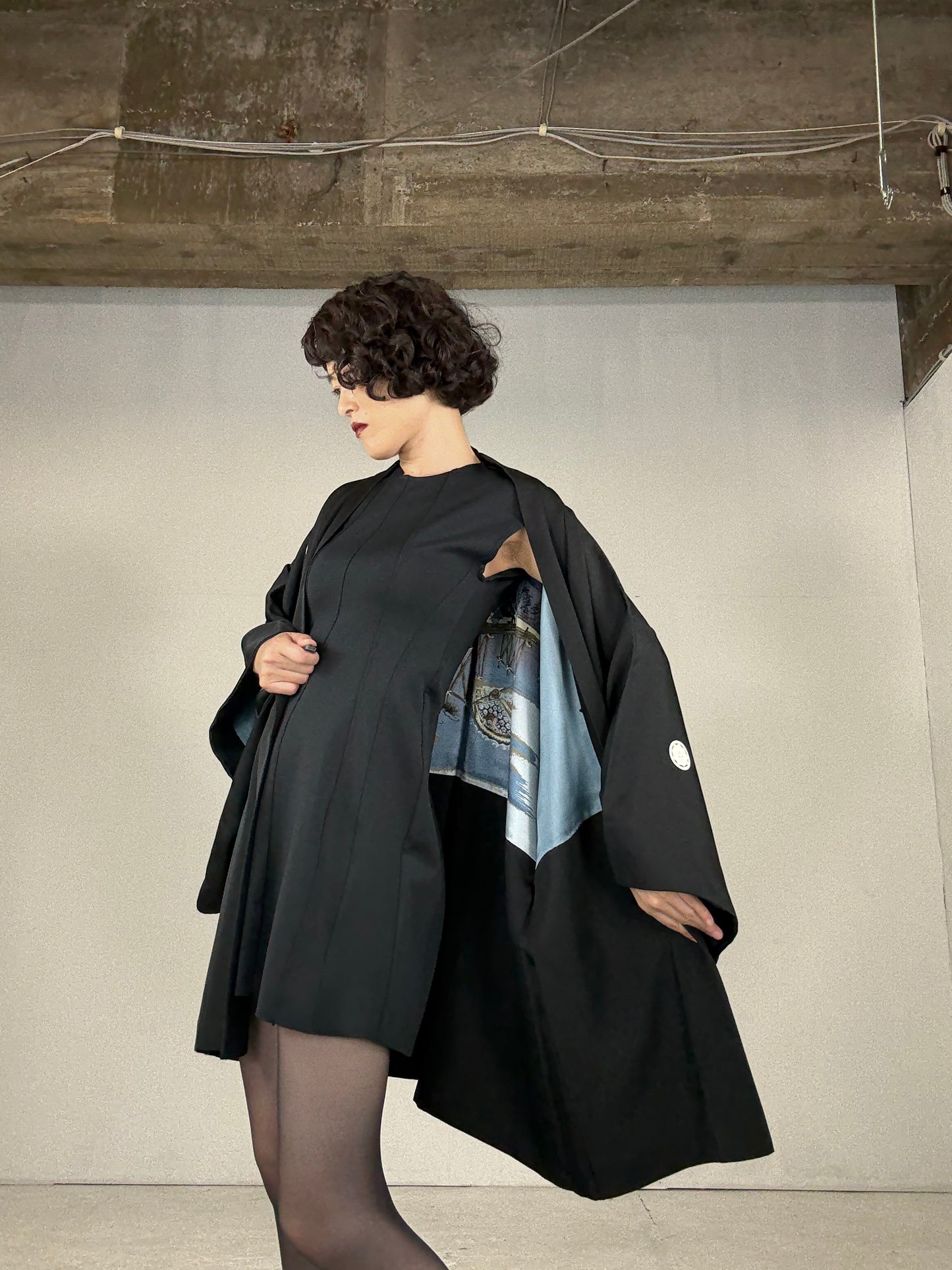 VINTAGE KUROMONTSUKI HAORI "fukagawa" *damage