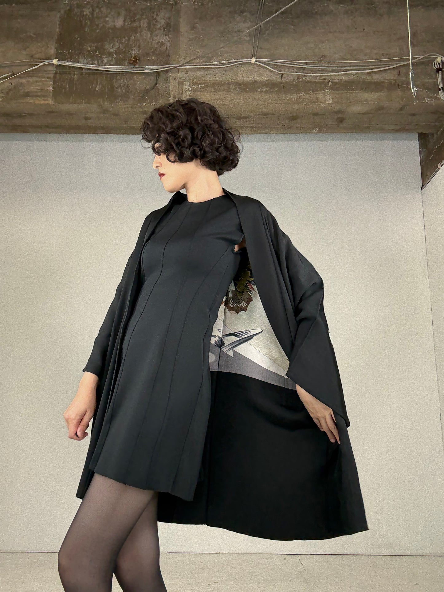 VINTAGE KUROMONTSUKI HAORI "akagashira" *damage