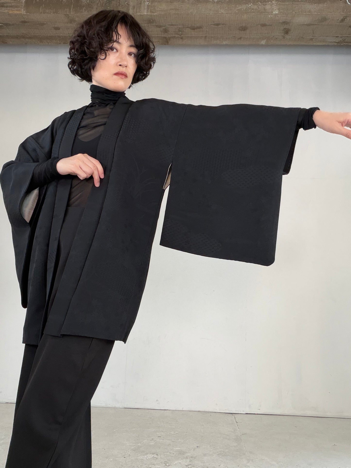 VINTAGE BLACK HAORI  "motifs of the Four Seasons, BLK180"
