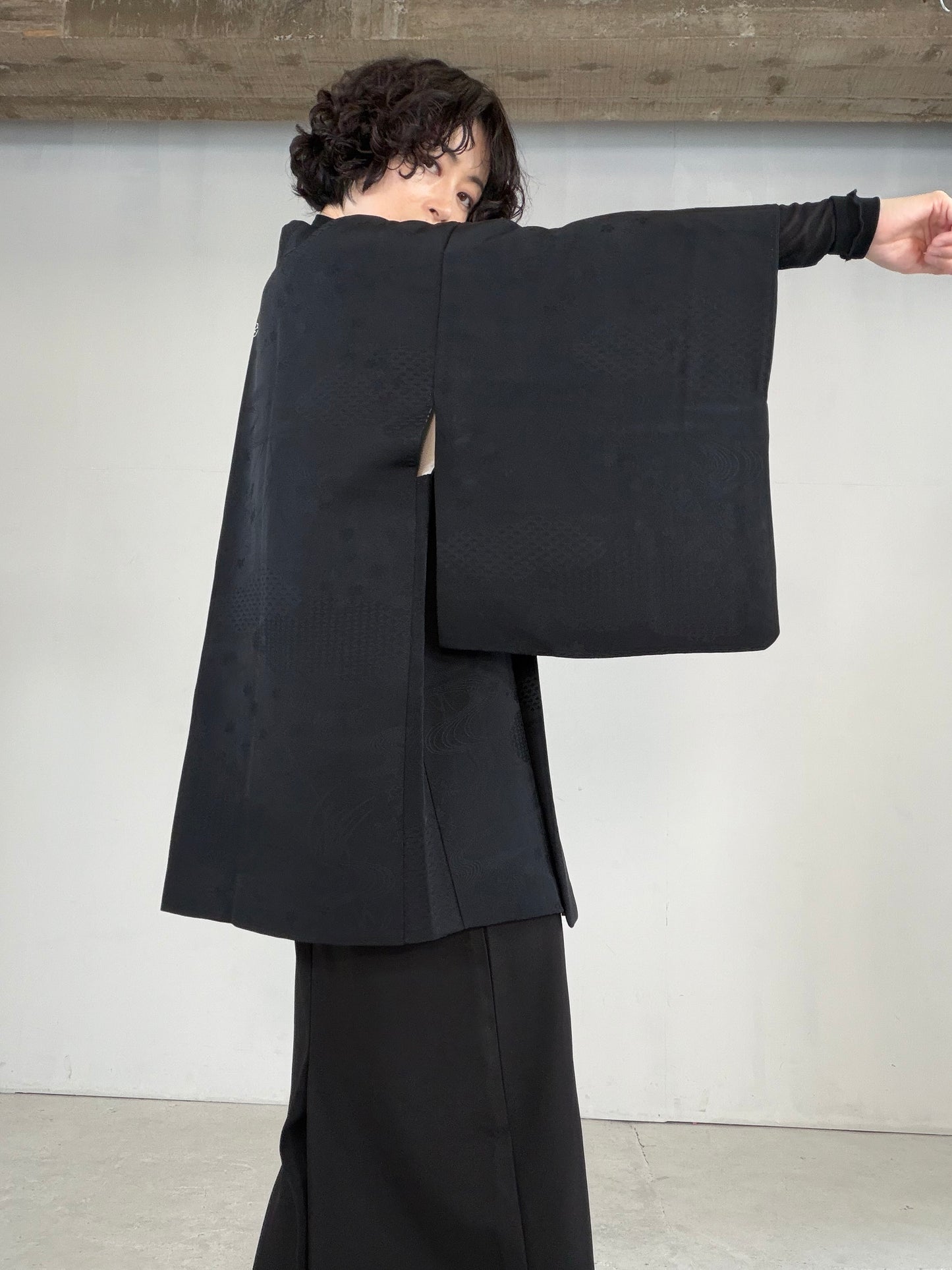 VINTAGE BLACK HAORI  "motifs of the Four Seasons, BLK180"