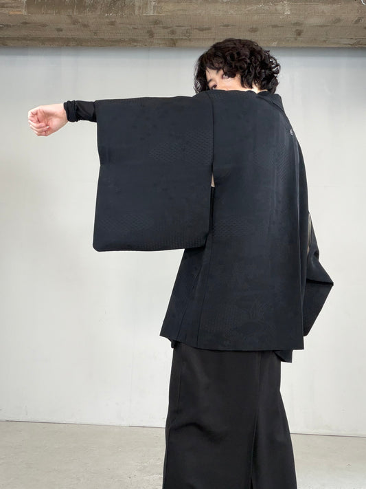 VINTAGE BLACK HAORI  "motifs of the Four Seasons, BLK180"