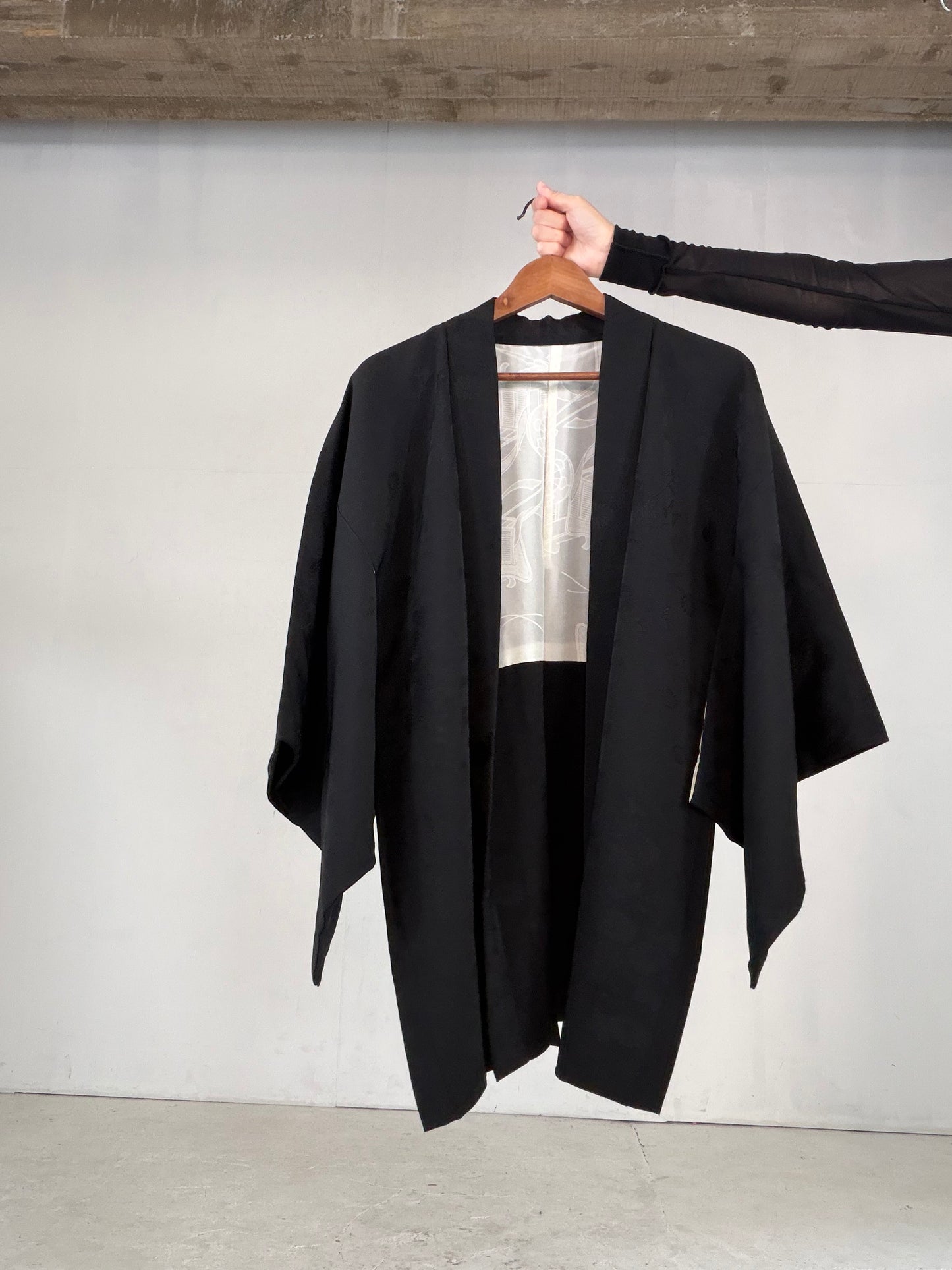 VINTAGE BLACK HAORI  "inside-goshoguruma, gosan-kiri-mon, BLK183"