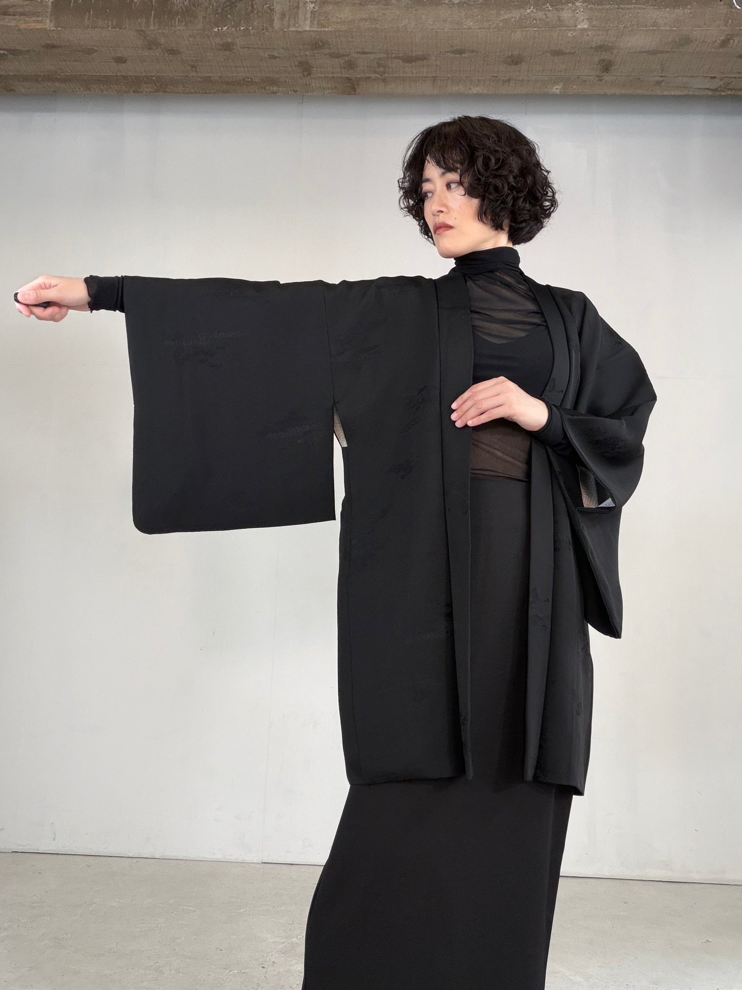 VINTAGE BLACK HAORI  "inside-diamond pattern, gosan-kiri-mon, BLK179"