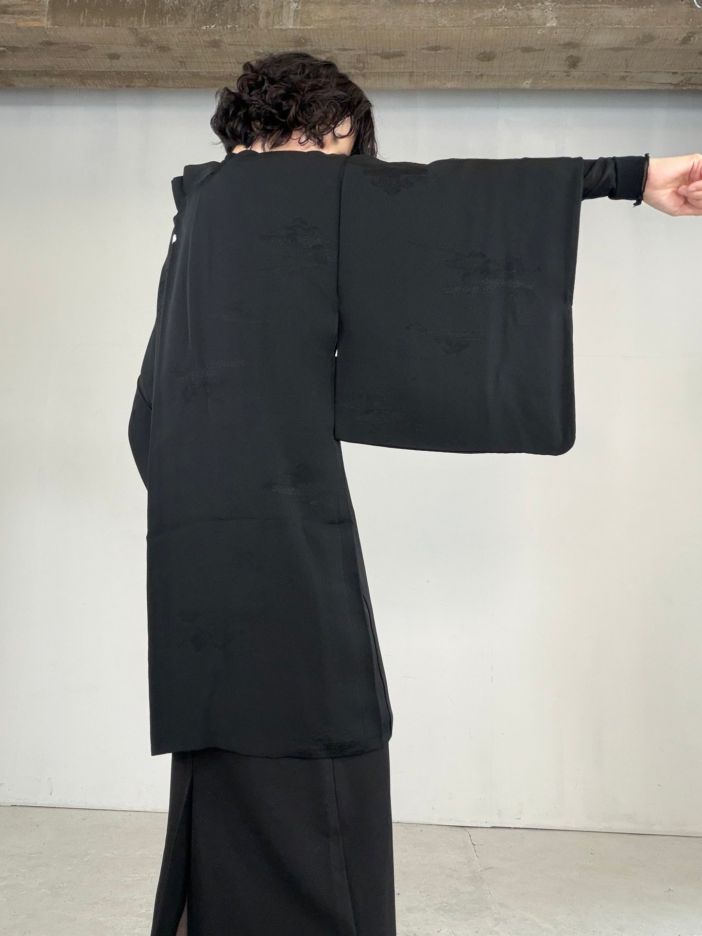 VINTAGE BLACK HAORI  "inside-diamond pattern, gosan-kiri-mon, BLK179"