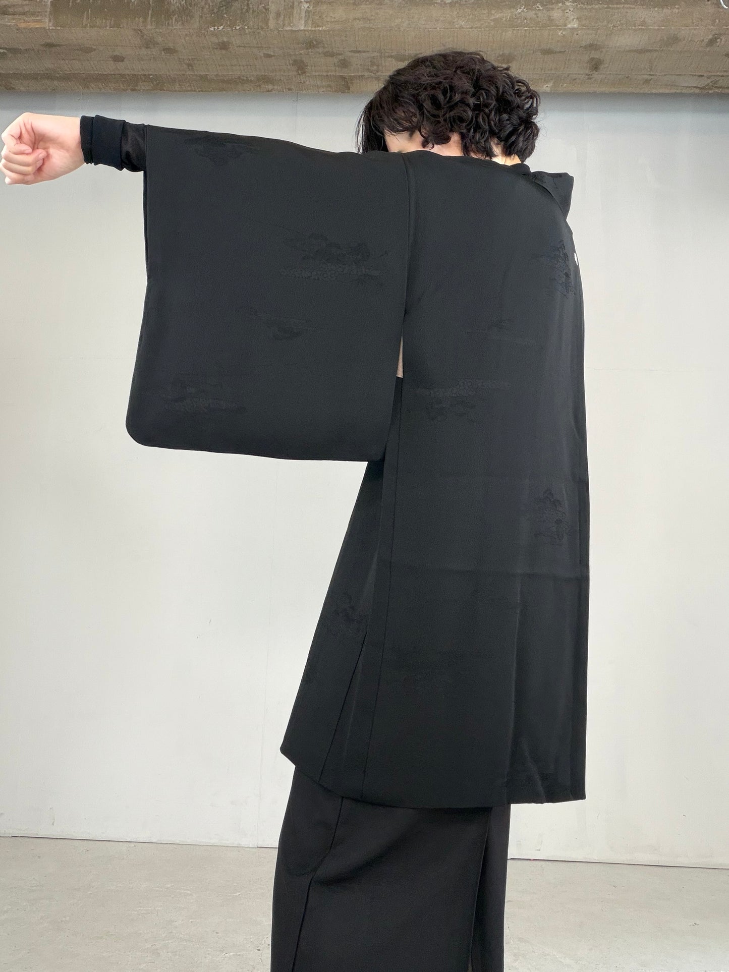VINTAGE BLACK HAORI  "inside-diamond pattern, gosan-kiri-mon, BLK179"
