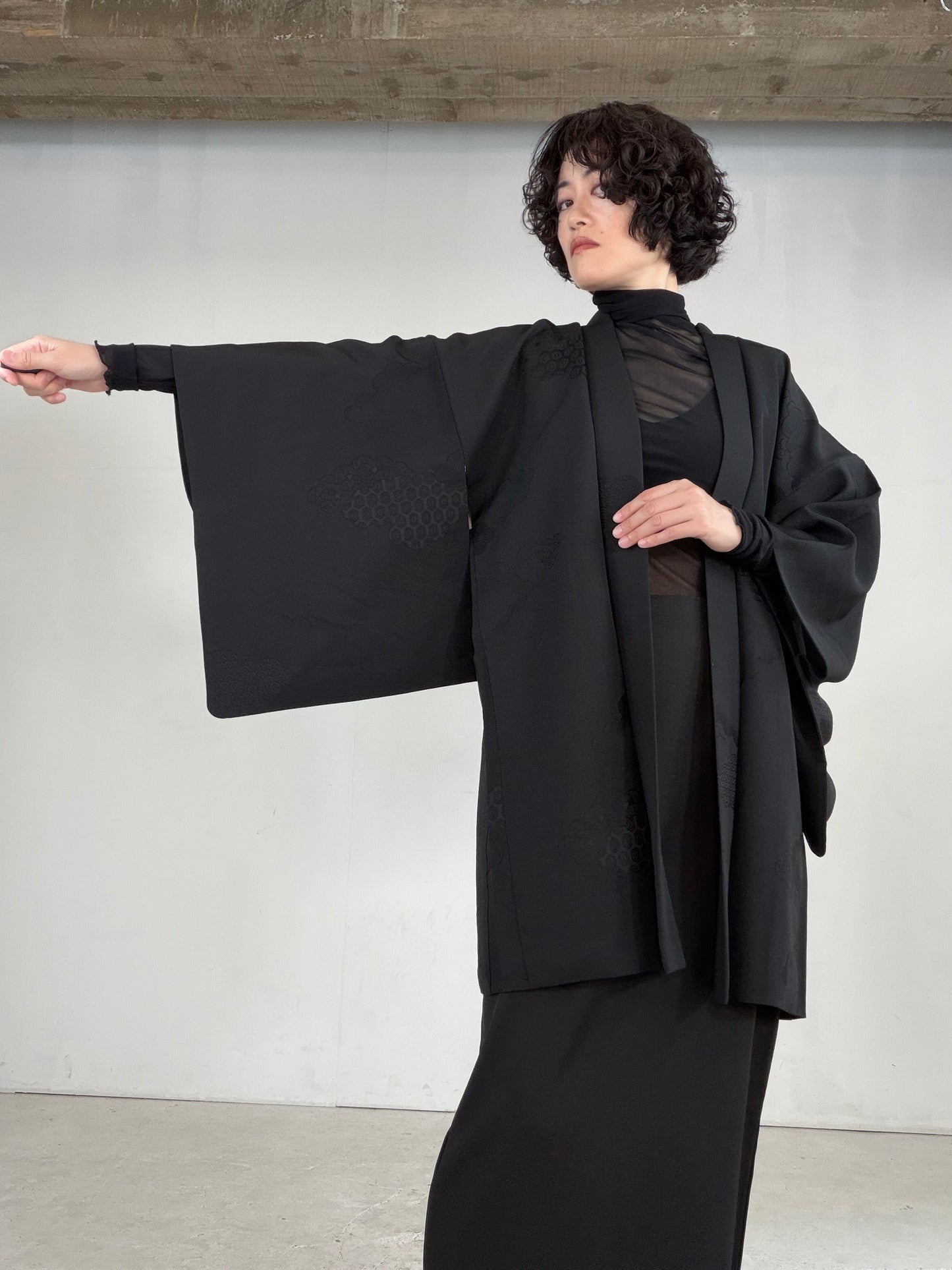 VINTAGE BLACK HAORI  "kikko, inside-leaf, BLK181"