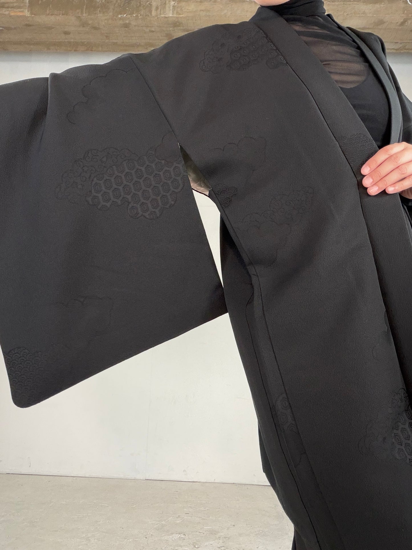 VINTAGE BLACK HAORI  "kikko, inside-leaf, BLK181"