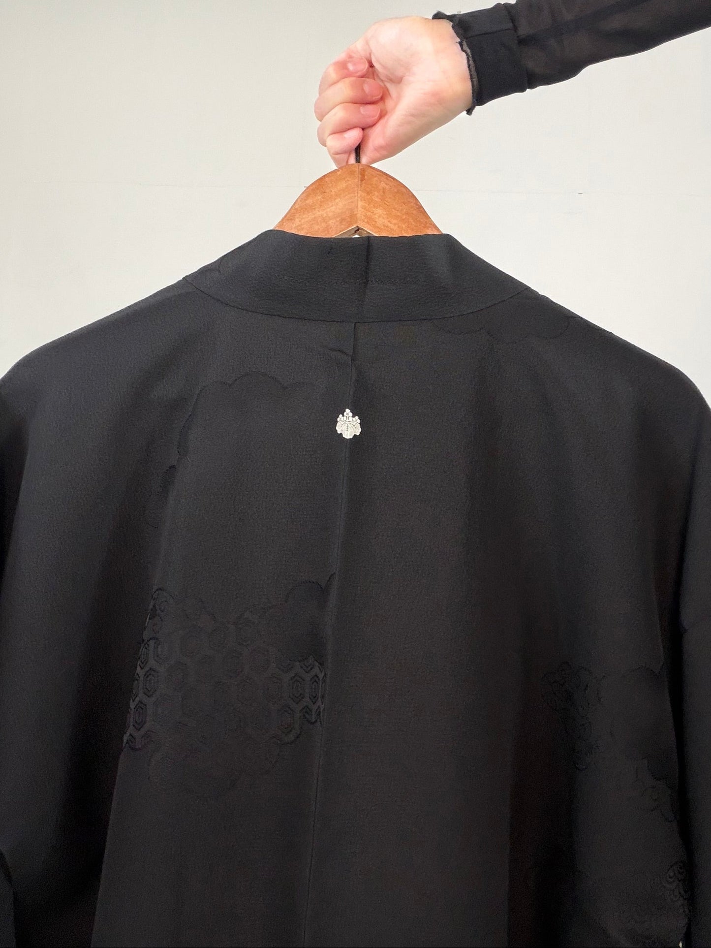 VINTAGE BLACK HAORI  "kikko, inside-leaf, BLK181"