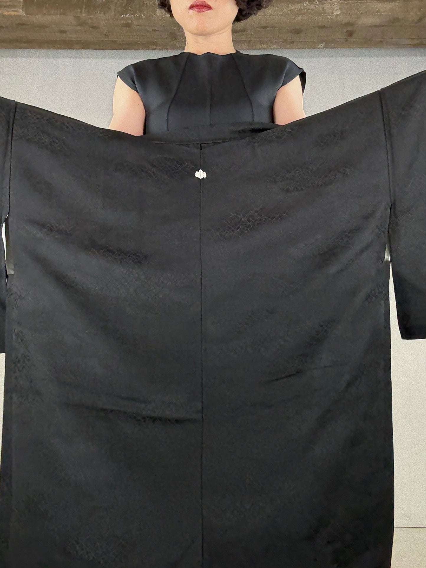 VINTAGE BLACK HAORI "ground pattern, susuki"