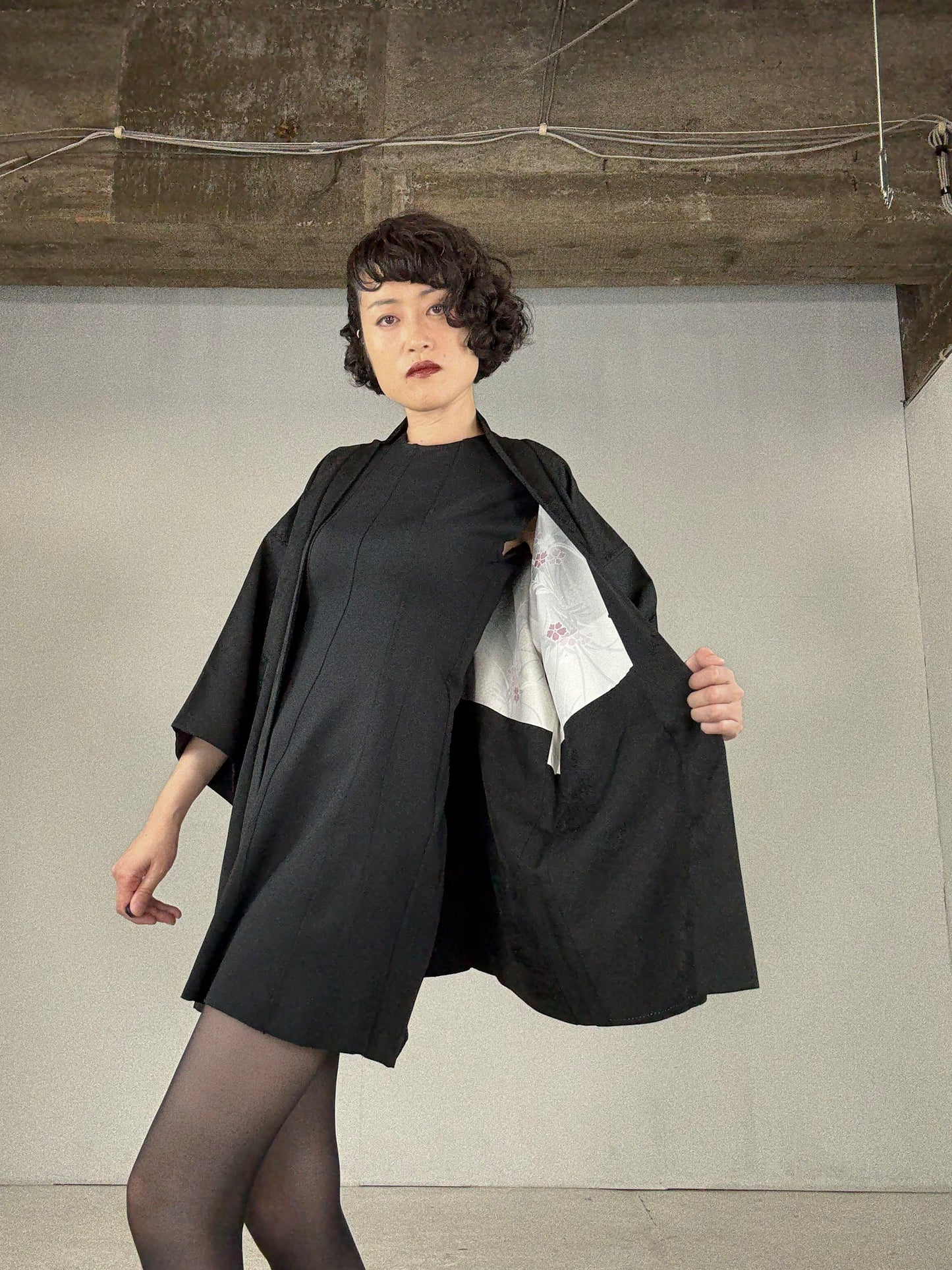 VINTAGE BLACK HAORI "ground pattern, susuki"