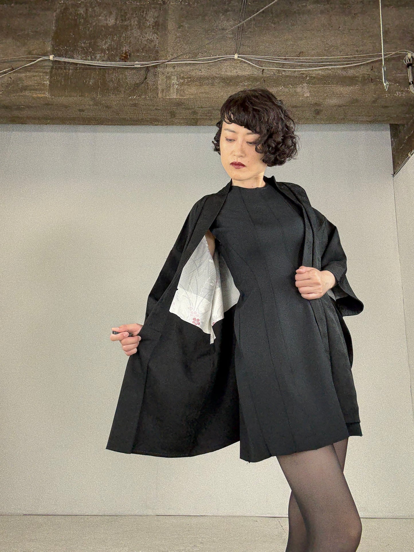 VINTAGE BLACK HAORI "ground pattern, susuki"