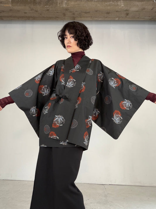 VINTAGE KAWAII DOCHU-GI "tsumugi, black-red, KAW111"