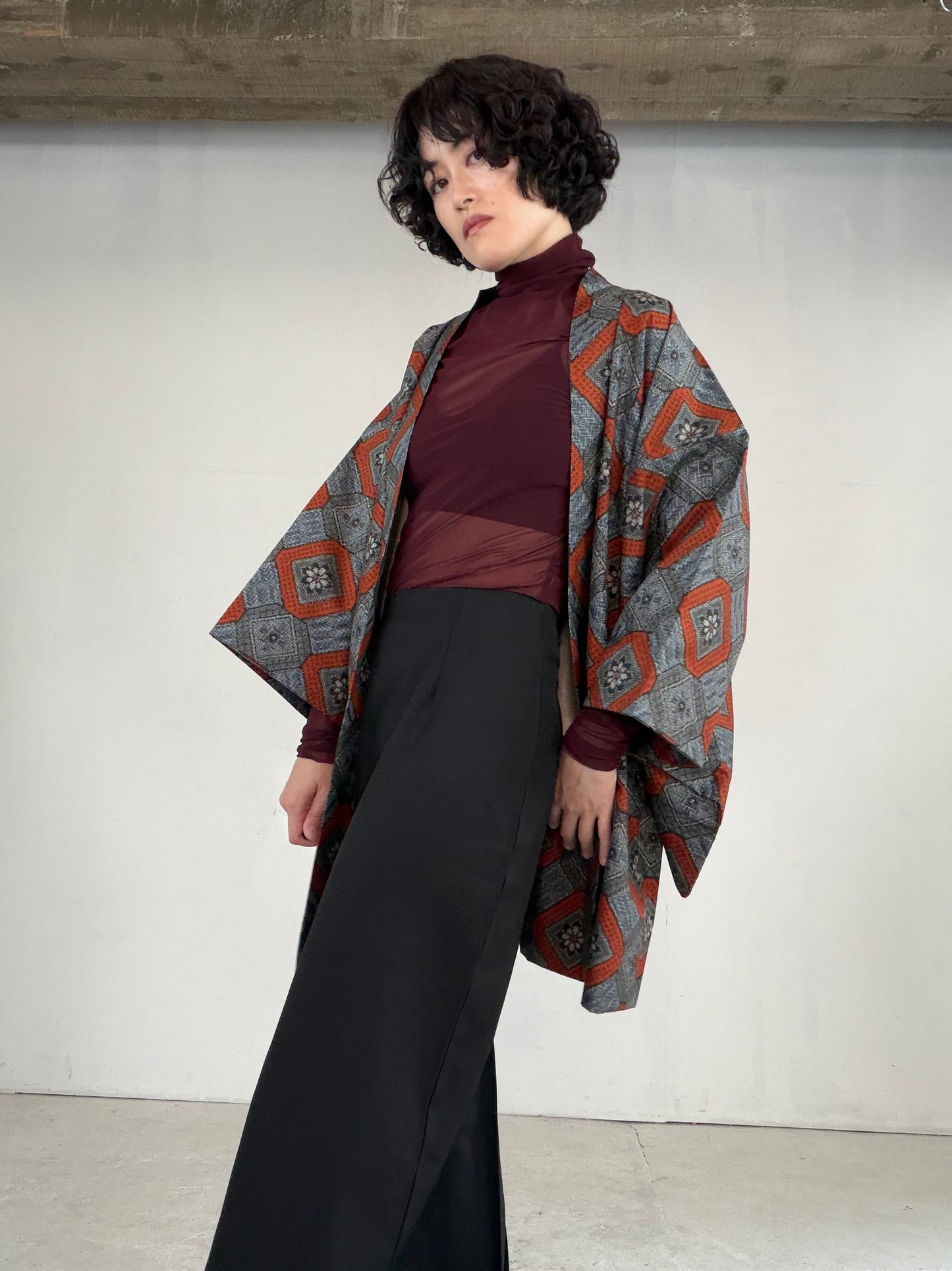 VINTAGE KAWAII HAORI "tsumugi, Haori, red, KAW112" *damage