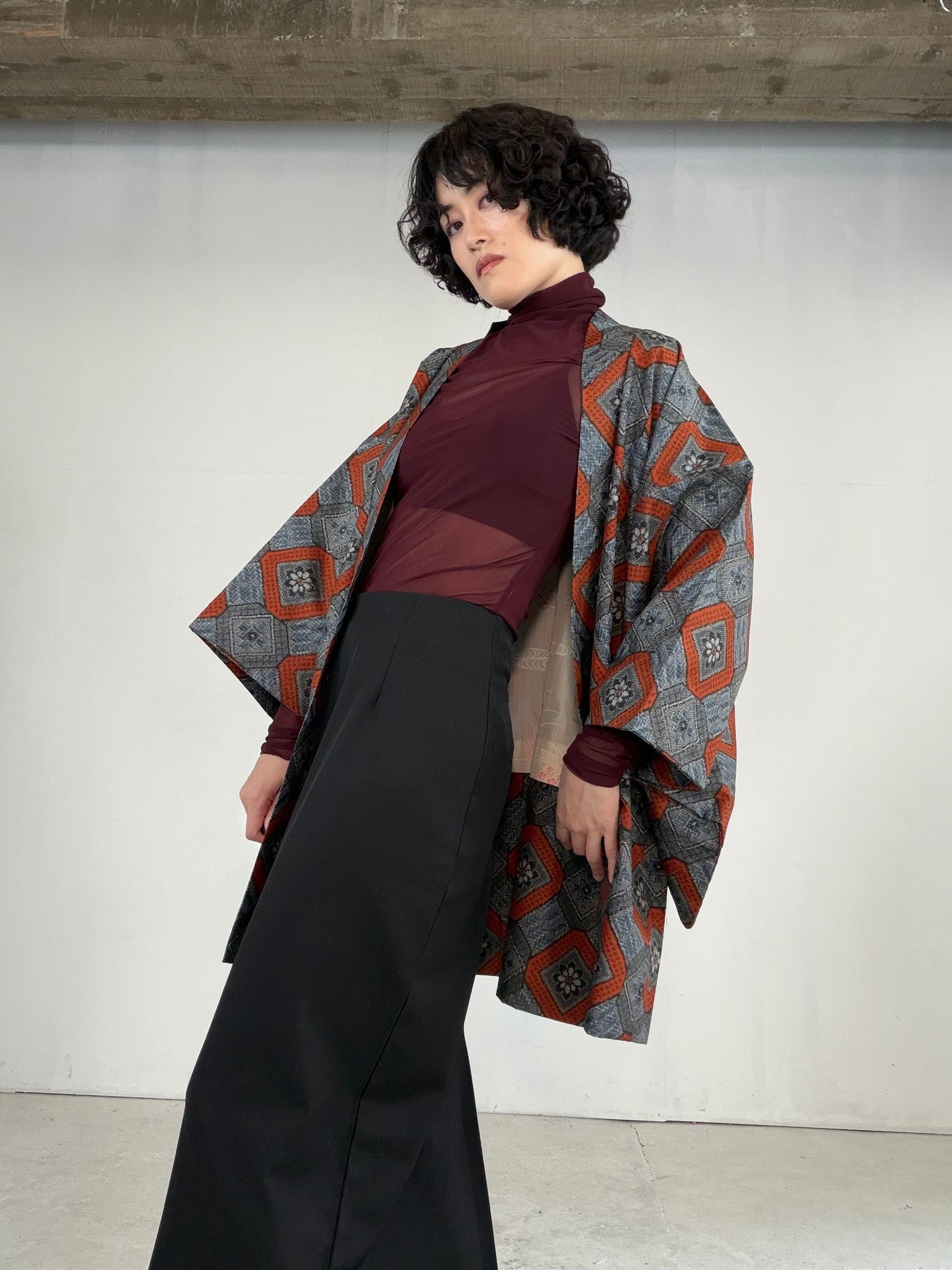 VINTAGE KAWAII HAORI "tsumugi, Haori, red, KAW112" *damage