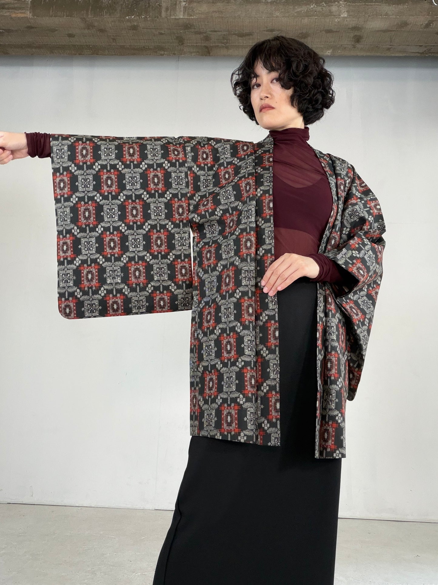 VINTAGE KAWAII HAORI "tsumugi, Haori, black-red, KAW113"