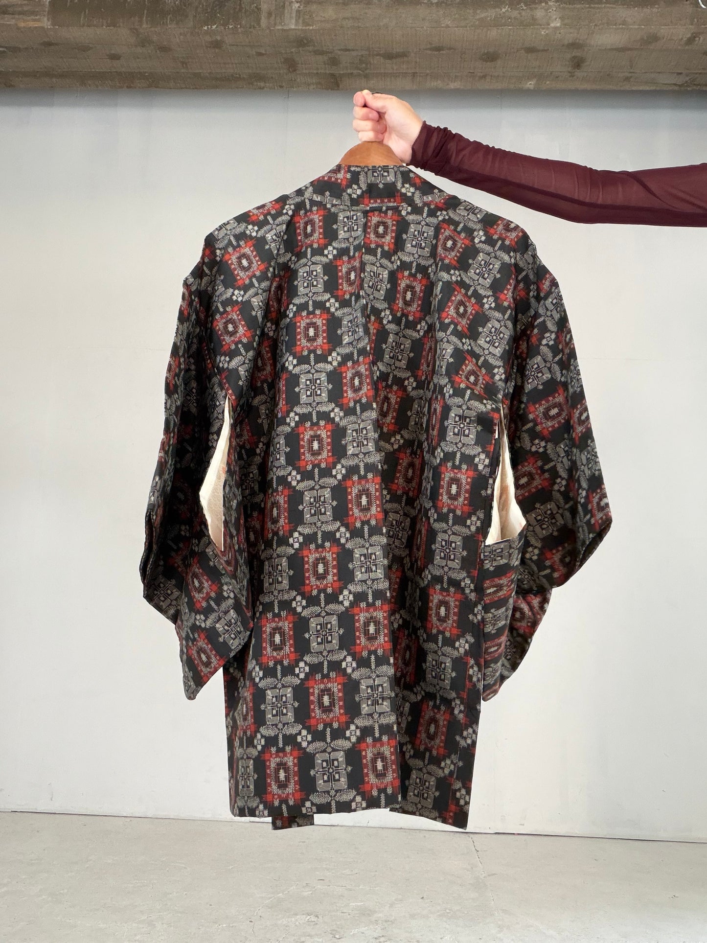 VINTAGE KAWAII HAORI "tsumugi, Haori, black-red, KAW113"