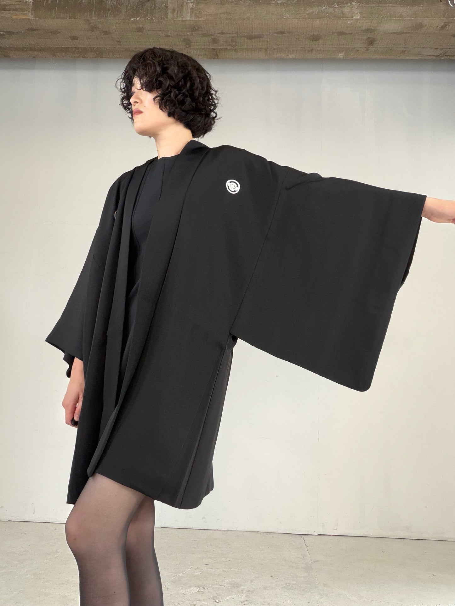 VINTAGE KUROMONTSUKI HAORI "hawk, Yoko-mokko-mon, KUR123"
