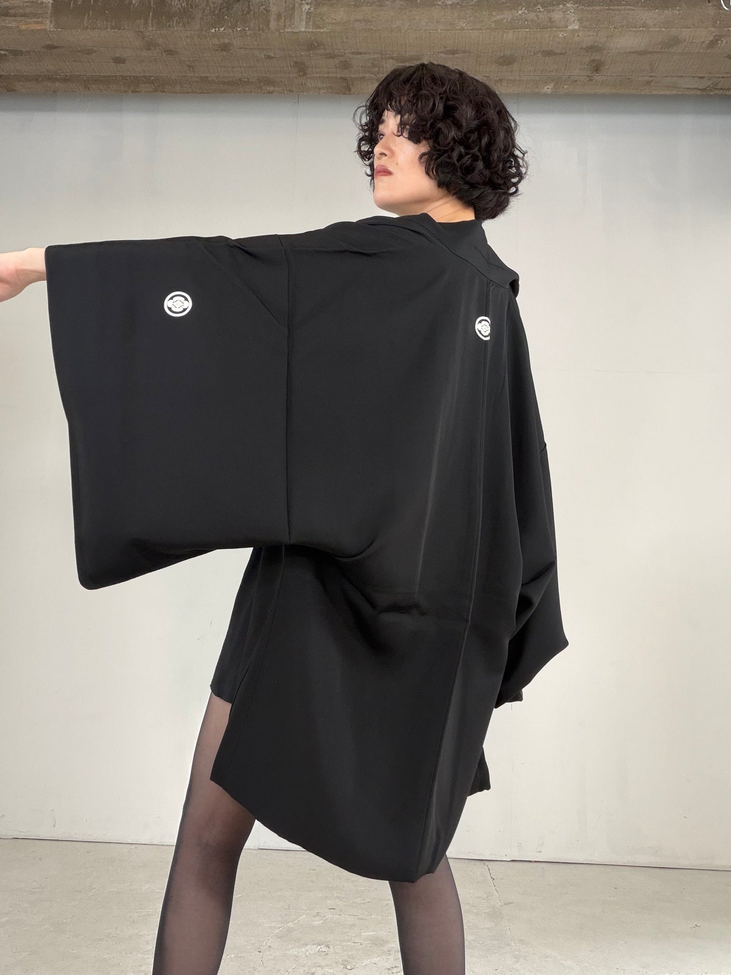 VINTAGE KUROMONTSUKI HAORI "hawk, Yoko-mokko-mon, KUR123"