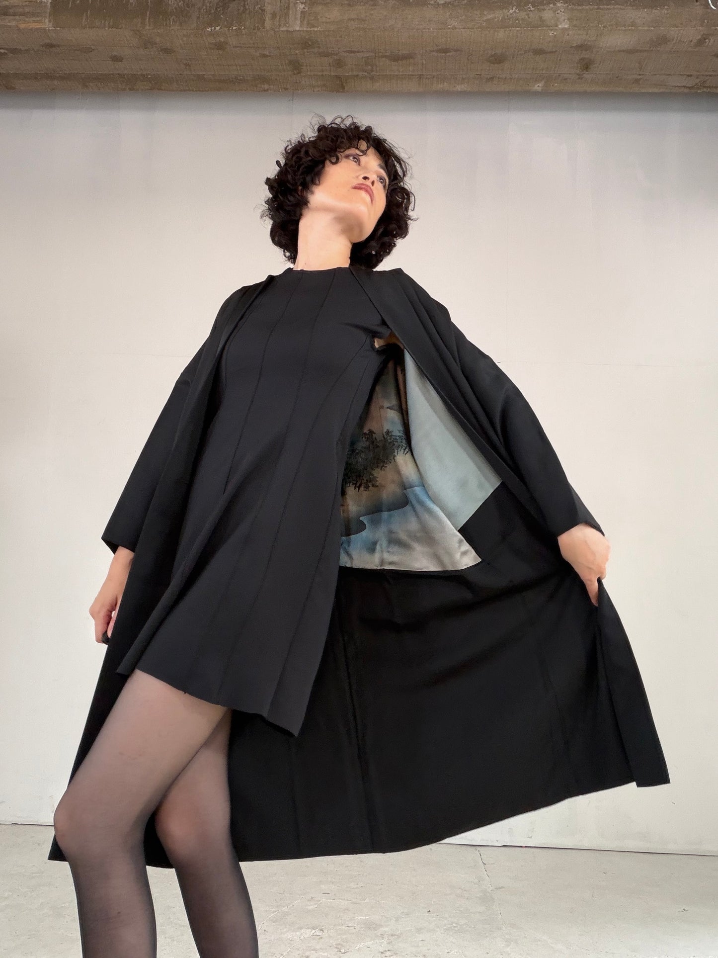 VINTAGE KUROMONTSUKI HAORI "hamabe, Sangaibishi, KUR124"
