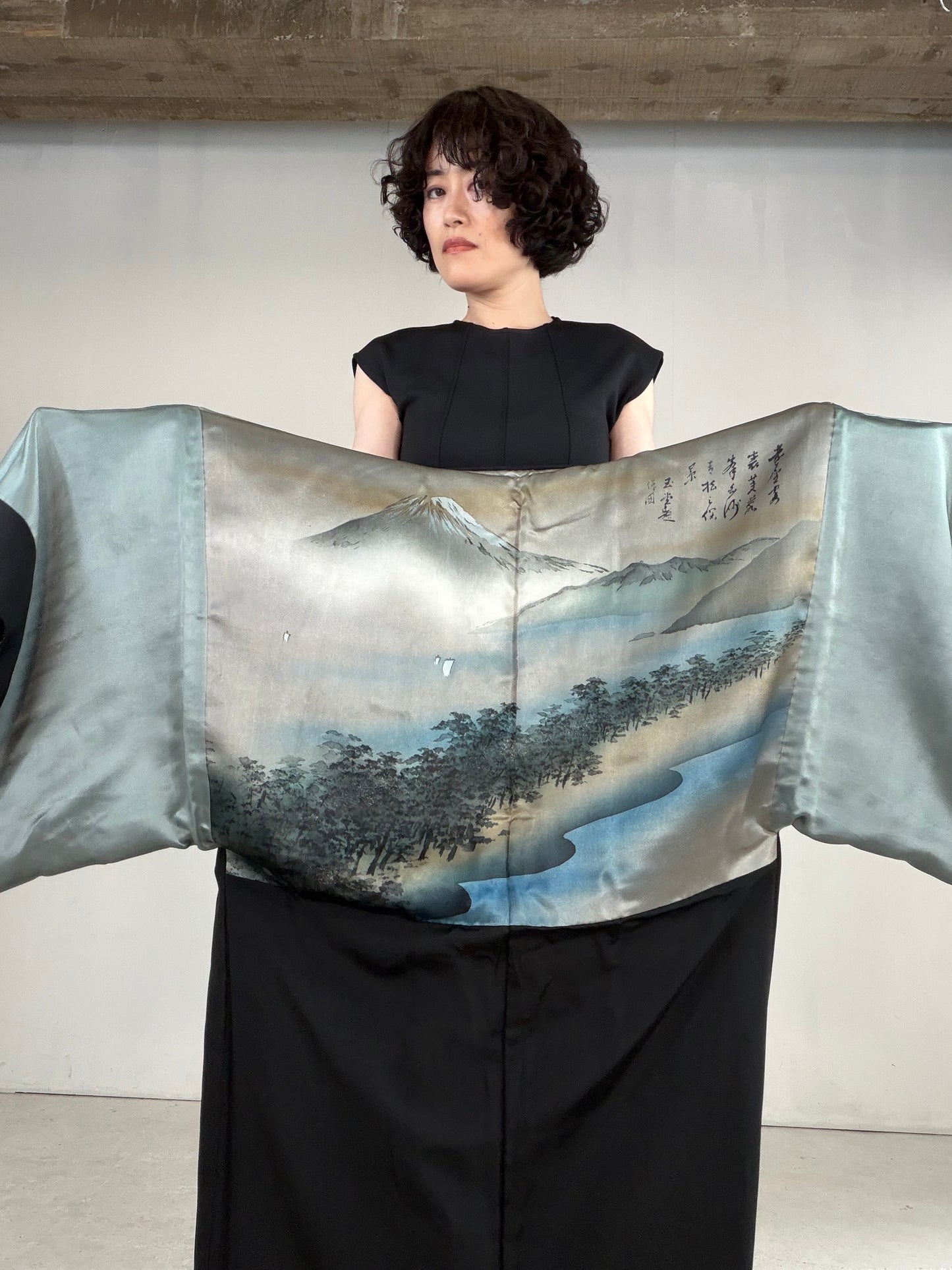 VINTAGE KUROMONTSUKI HAORI "hamabe, Sangaibishi, KUR124"
