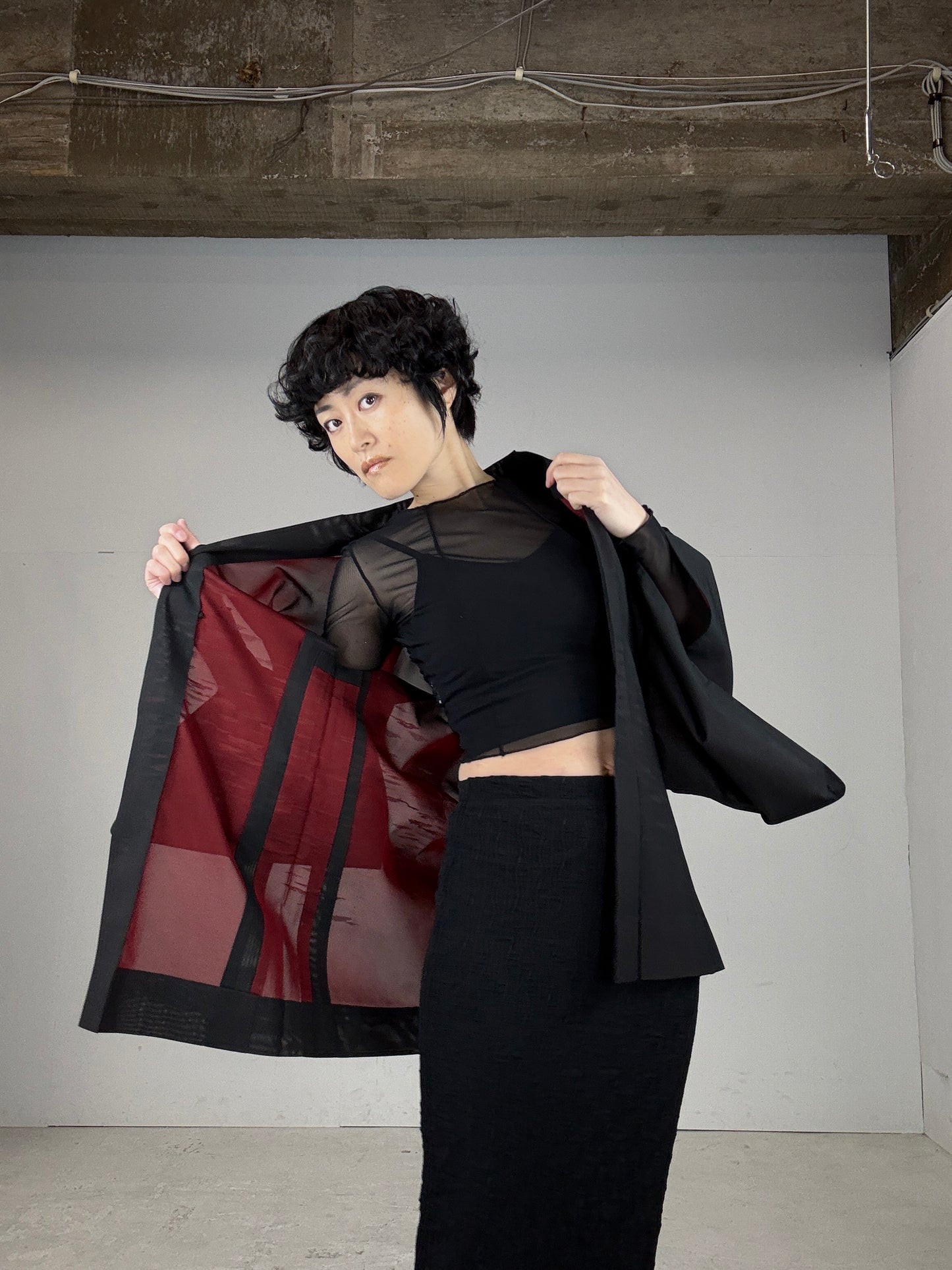 VINTAGE BLACK HAORI SHEER “red, nami"