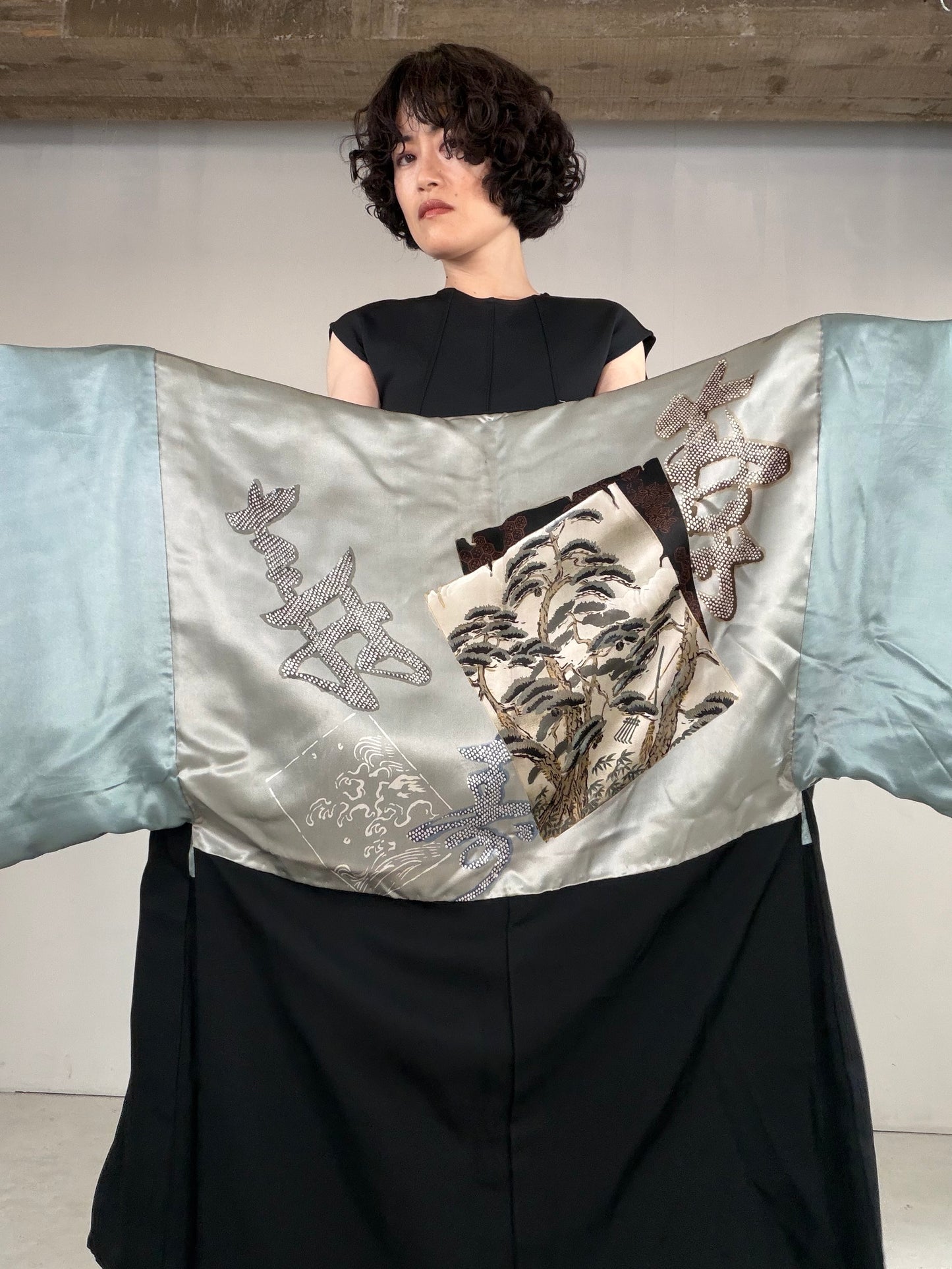VINTAGE KUROMONTSUKI HAORI "matsu, maruni-mitsubiki, KUR125"