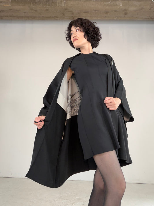 VINTAGE KUROMONTSUKI HAORI "suibokuga, gosan-kiri-mon, KUR122"