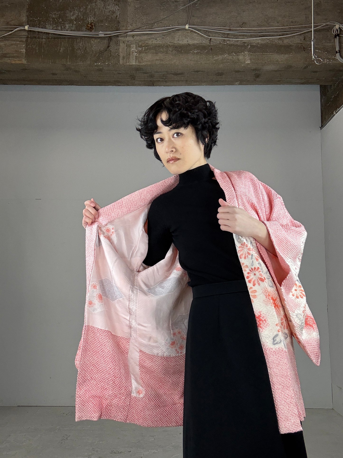 VINTAGE SHIBORI HAORI "mikuruma, hana, pink"