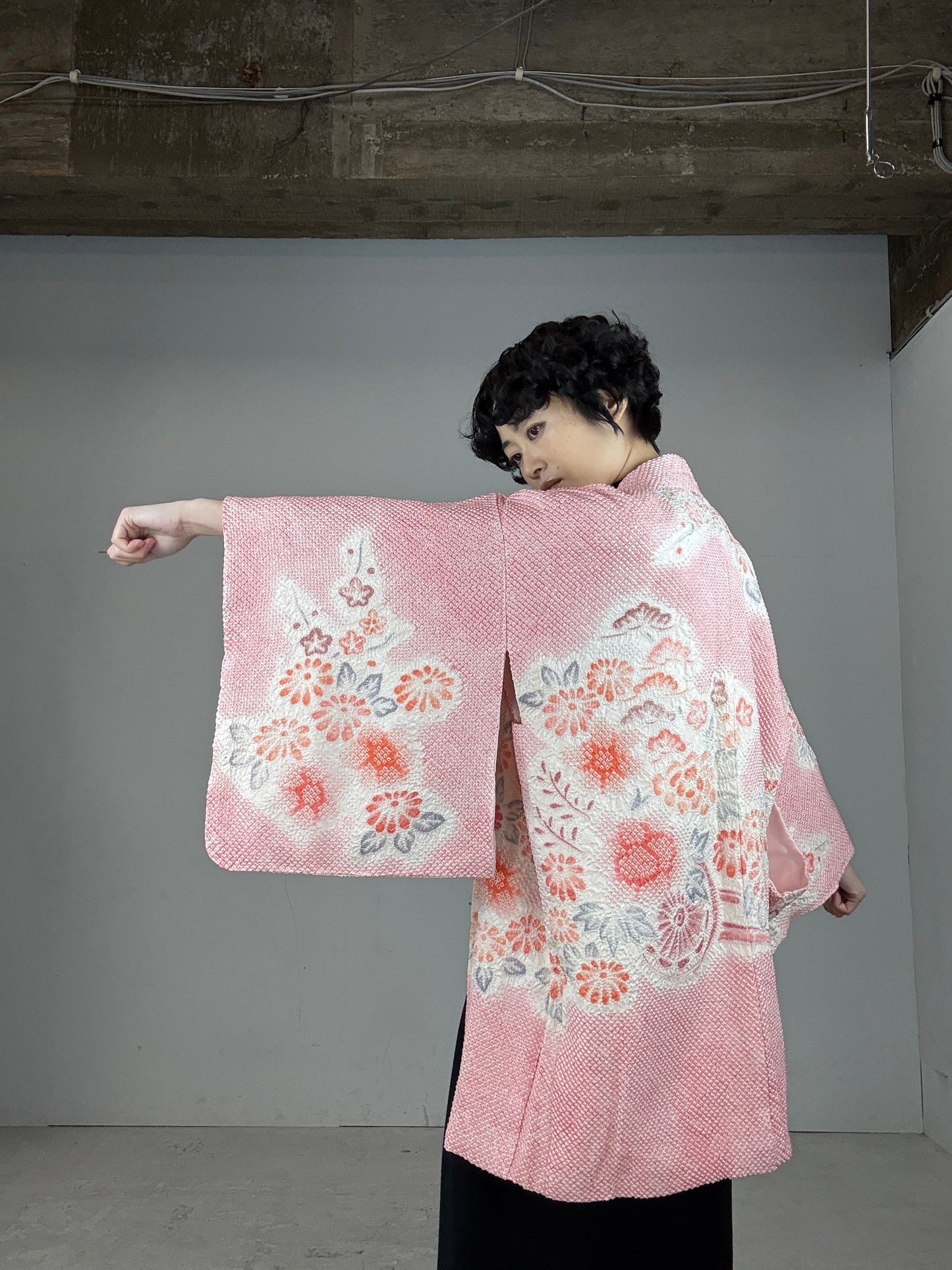 VINTAGE SHIBORI HAORI "mikuruma, hana, pink"