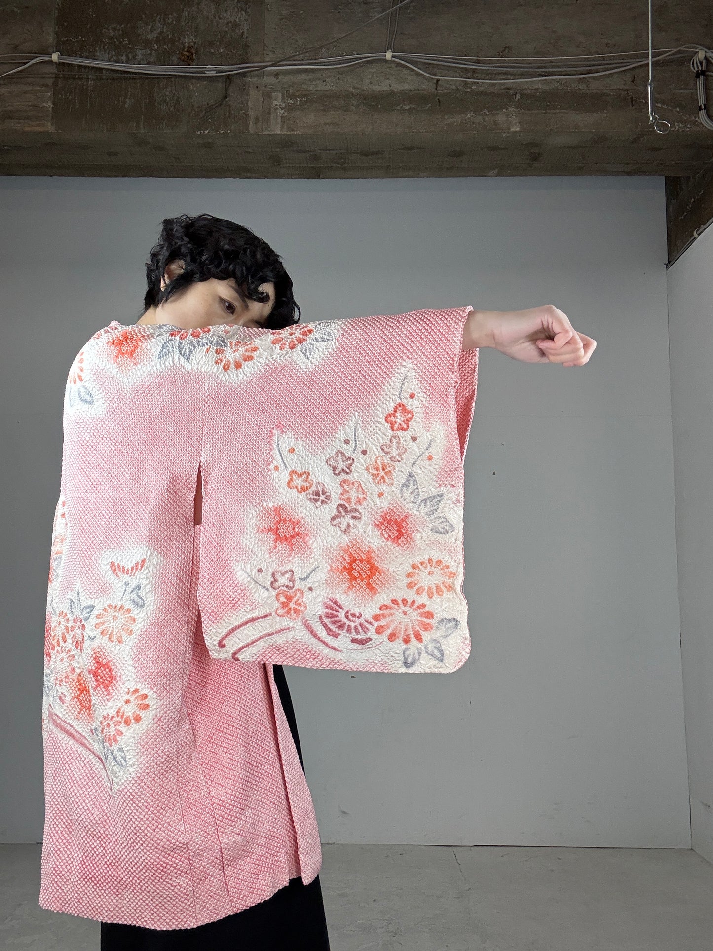 VINTAGE SHIBORI HAORI "mikuruma, hana, pink"