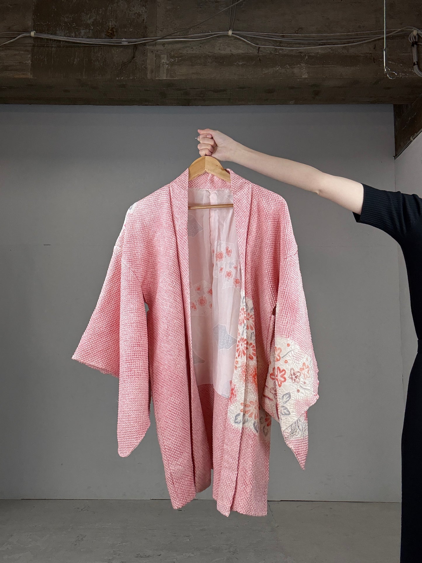 VINTAGE SHIBORI HAORI "mikuruma, hana, pink"