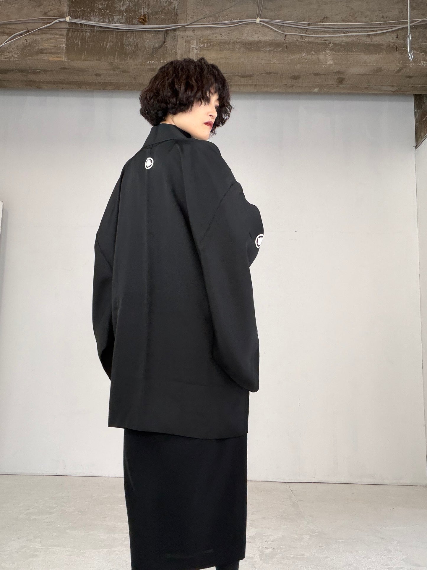 VINTAGE KUROMONTSUKI HAORI "koto-kyoto, KUR105"