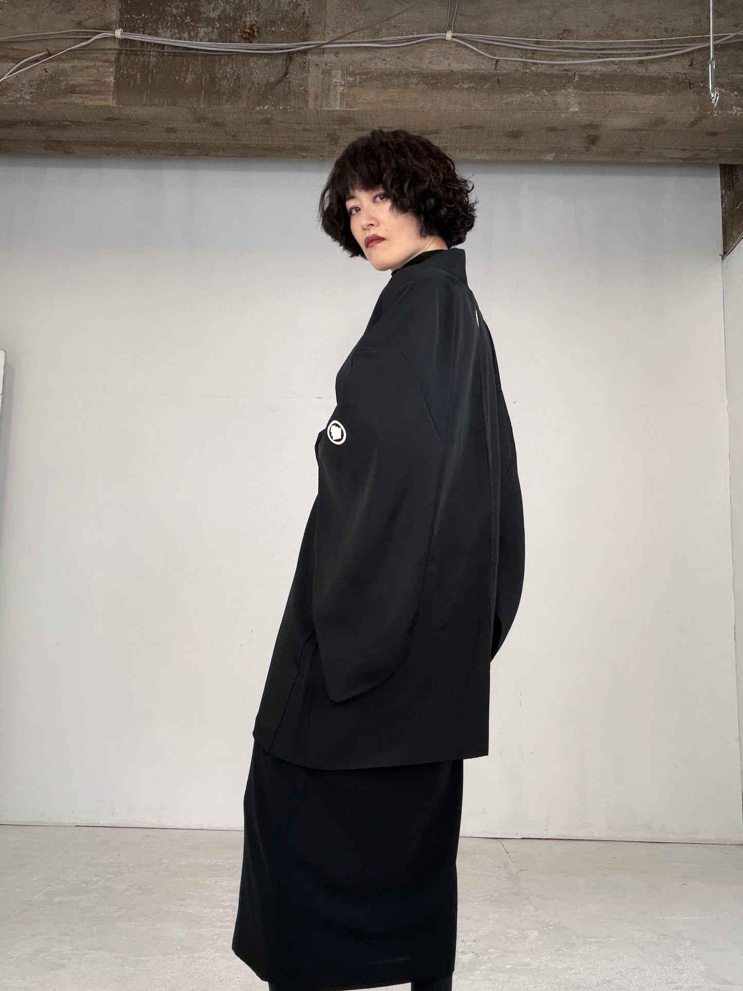 VINTAGE KUROMONTSUKI HAORI "koto-kyoto, KUR105"