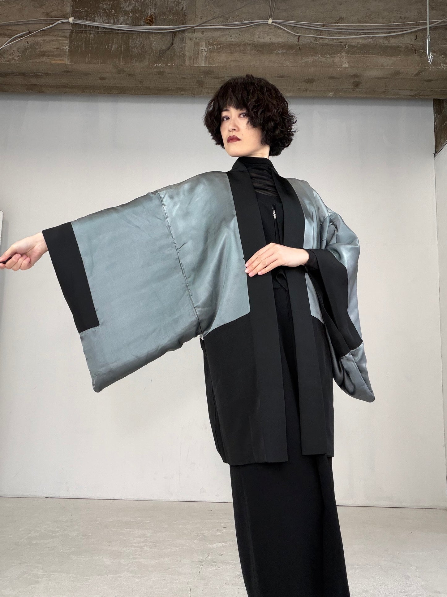 VINTAGE KUROMONTSUKI HAORI "koto-kyoto, KUR105"