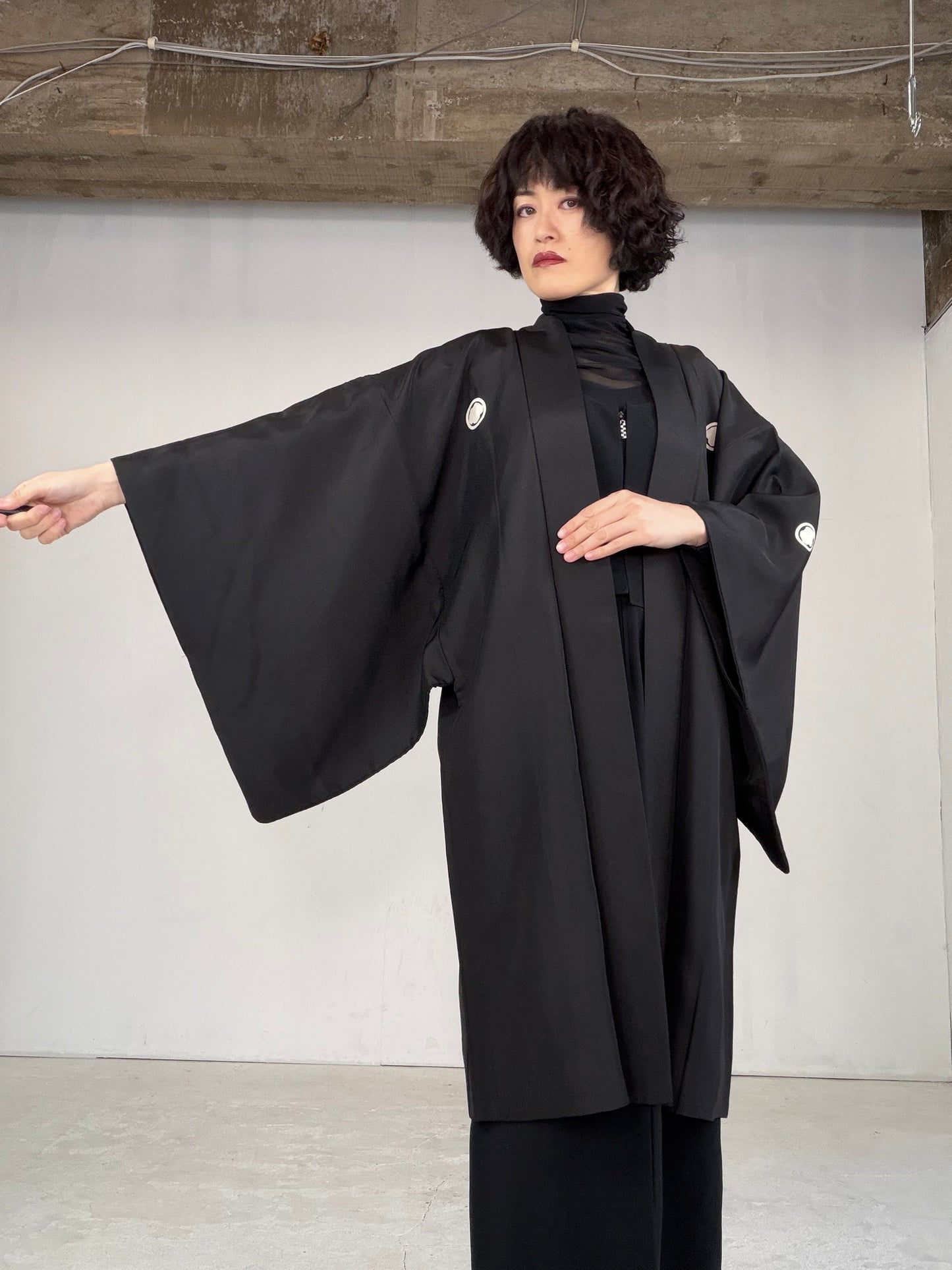 VINTAGE KUROMONTSUKI HAORI "tiger, KUR103" *damage