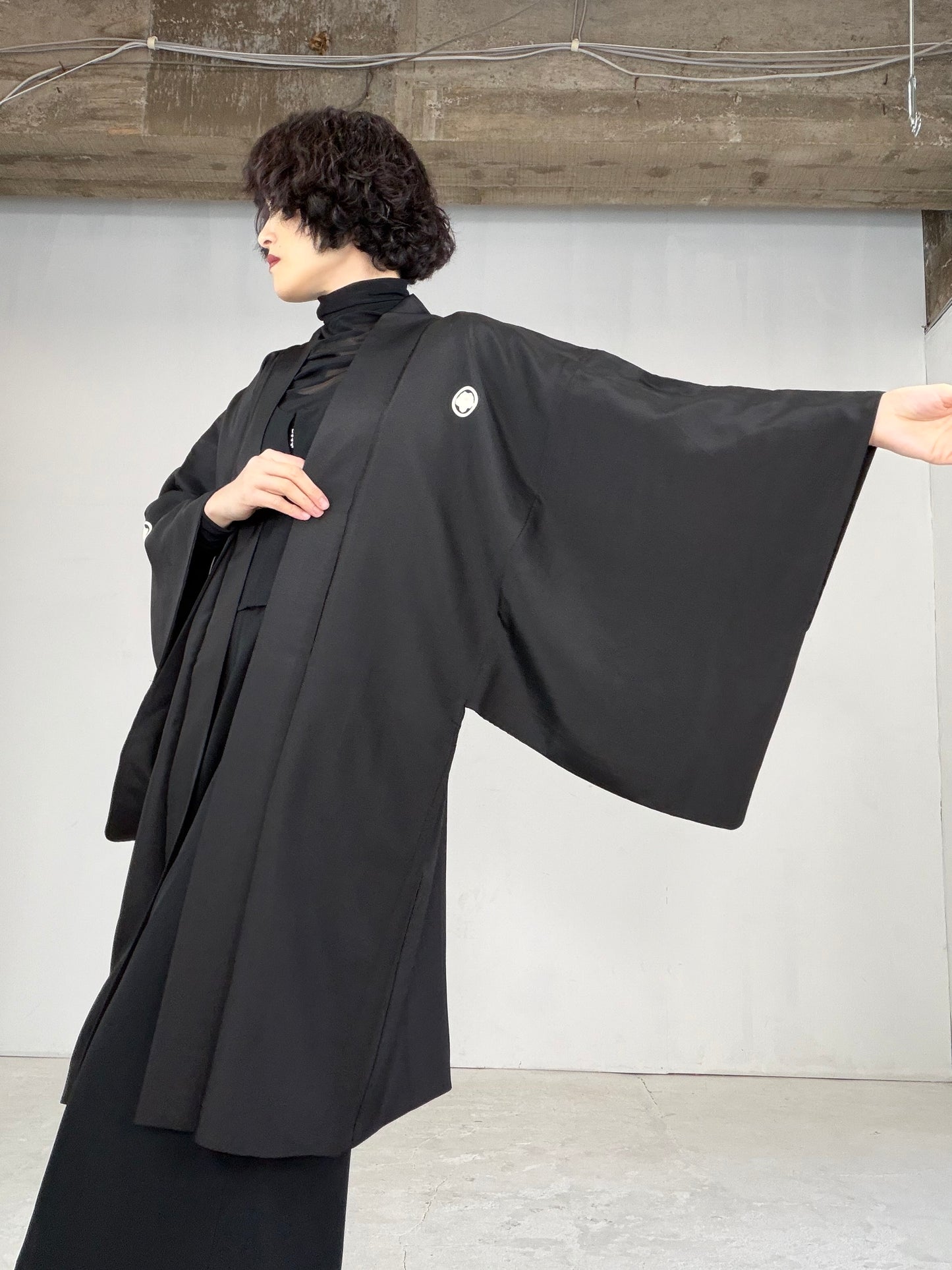 VINTAGE KUROMONTSUKI HAORI "tiger, KUR103" *damage