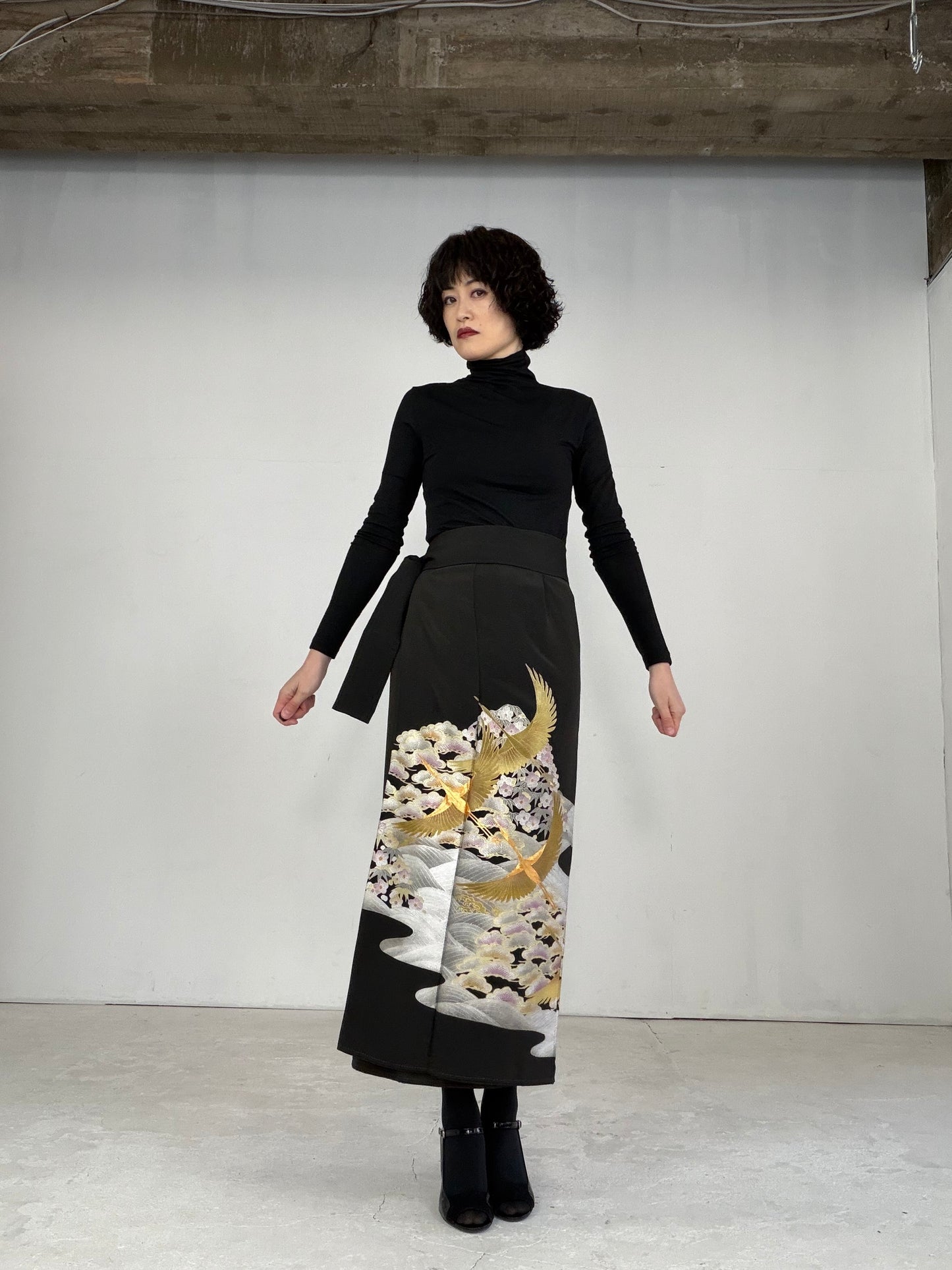 EDO-ZUMA SKIRT UPCYCLED FROM JAPANESE KIMONO "EDO021"