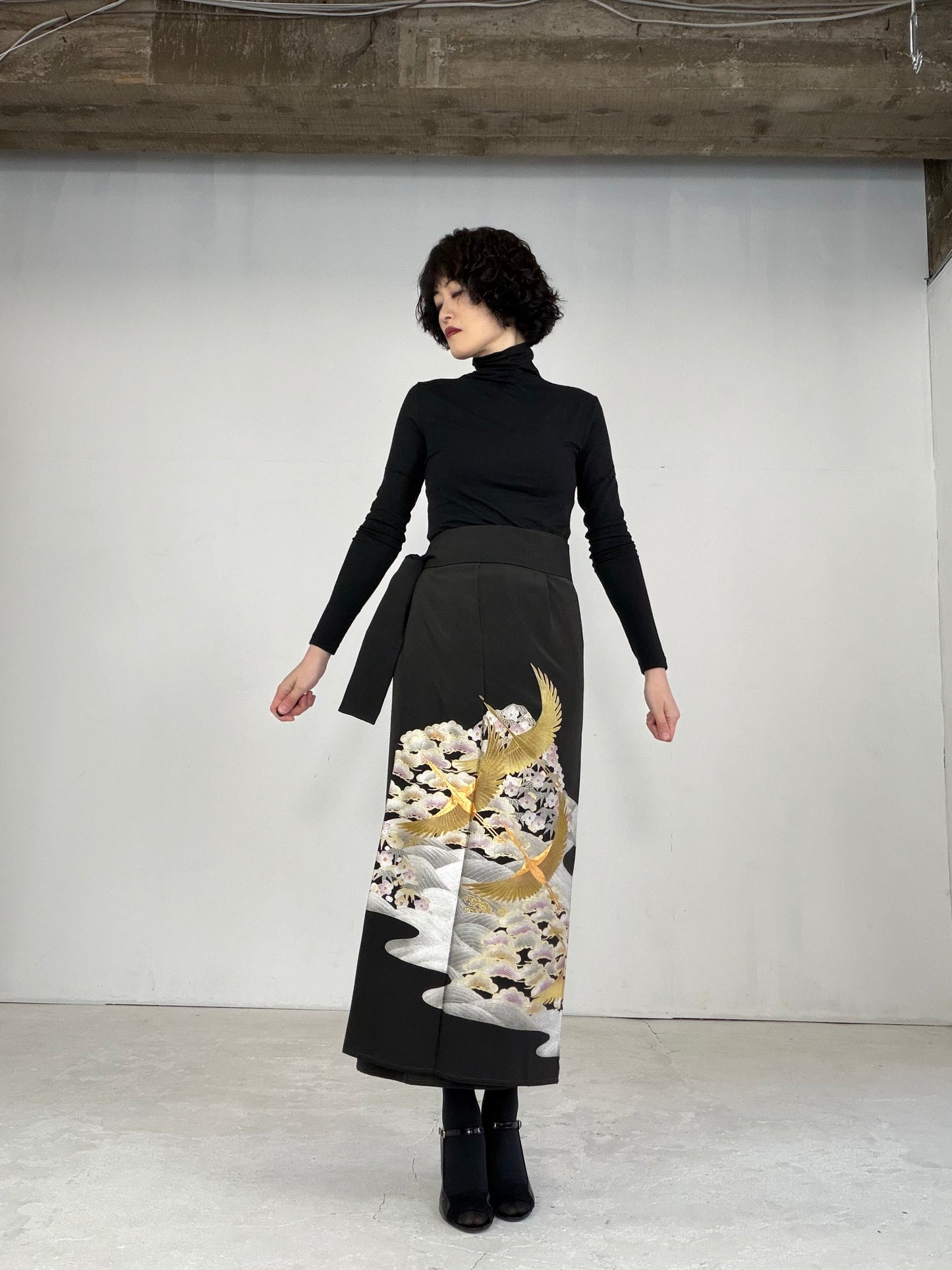 EDO-ZUMA SKIRT UPCYCLED FROM JAPANESE KIMONO "EDO021"