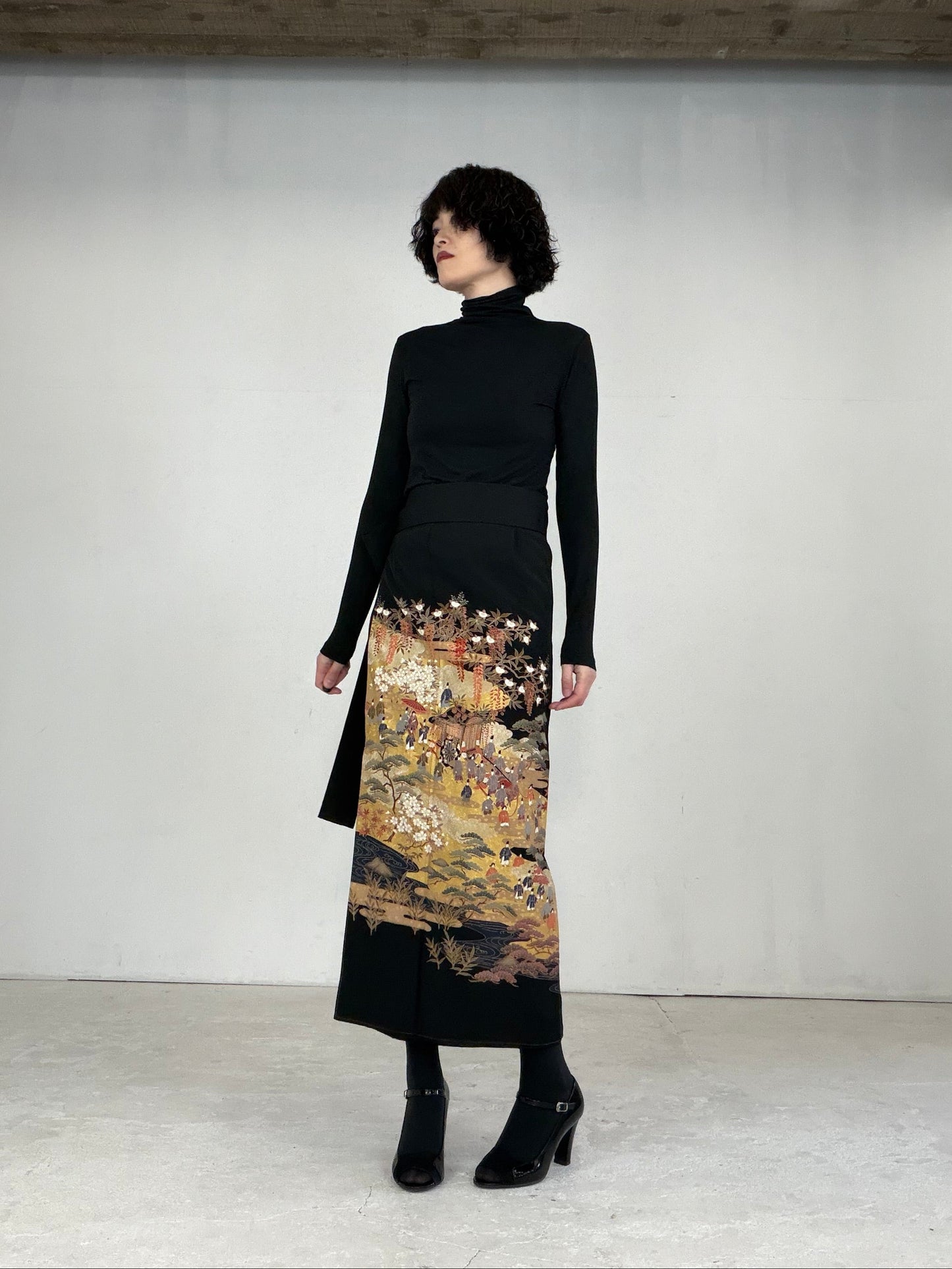 EDO-ZUMA SKIRT UPCYCLED FROM JAPANESE KIMONO "EDO025"