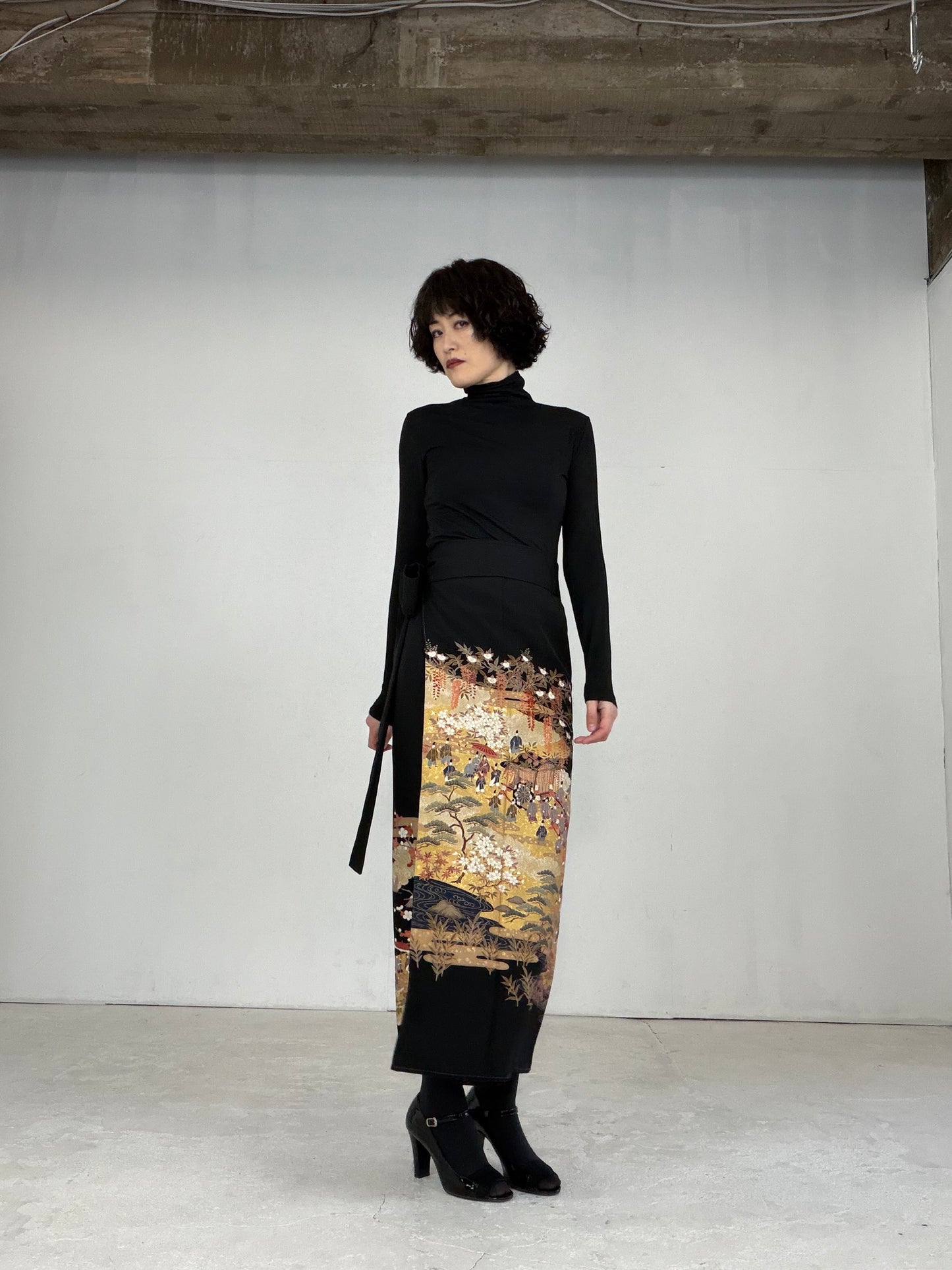 EDO-ZUMA SKIRT UPCYCLED FROM JAPANESE KIMONO "EDO025"