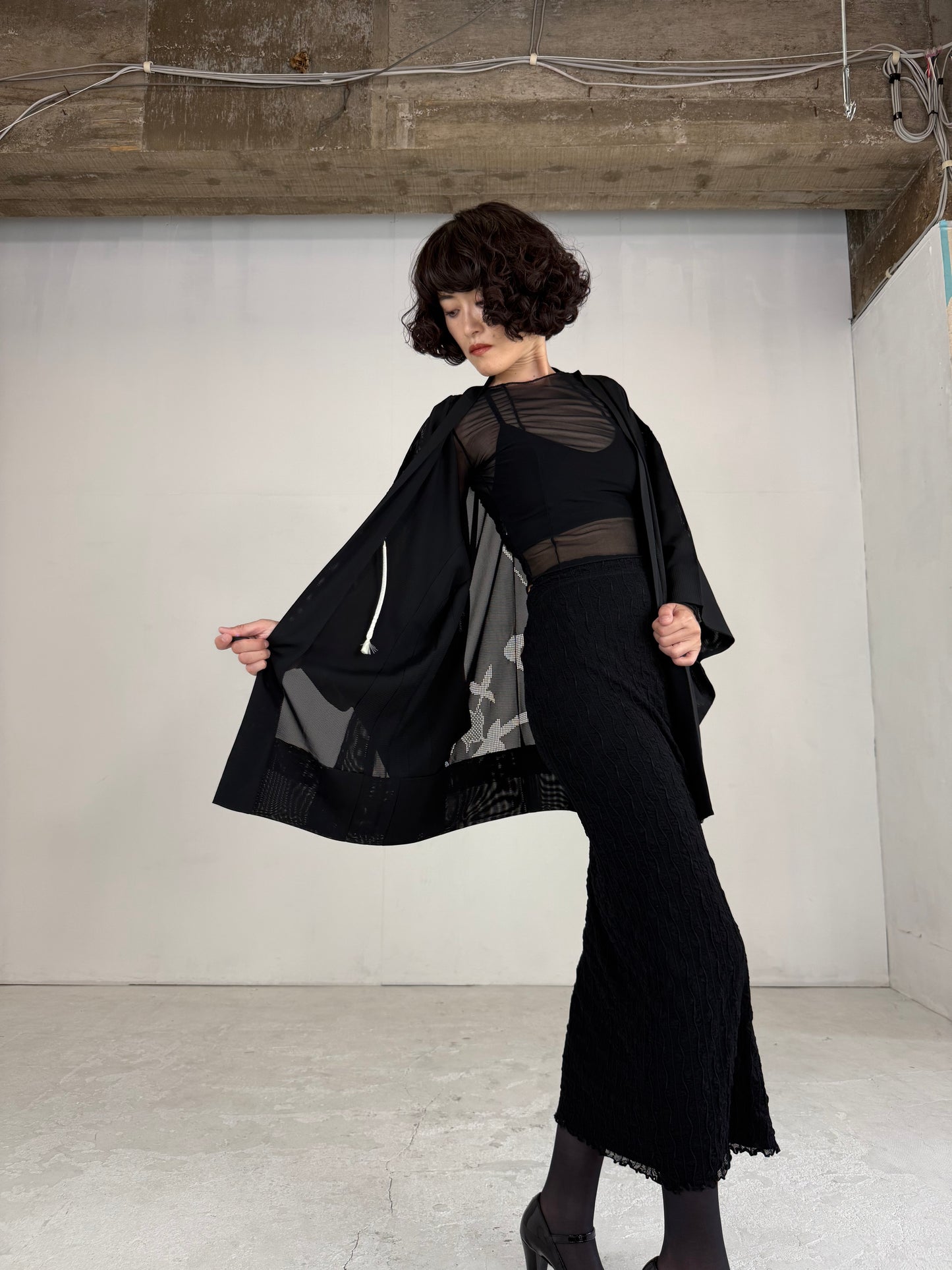 VINTAGE BLACK HAORI SHEER “ro, nami- leaf"