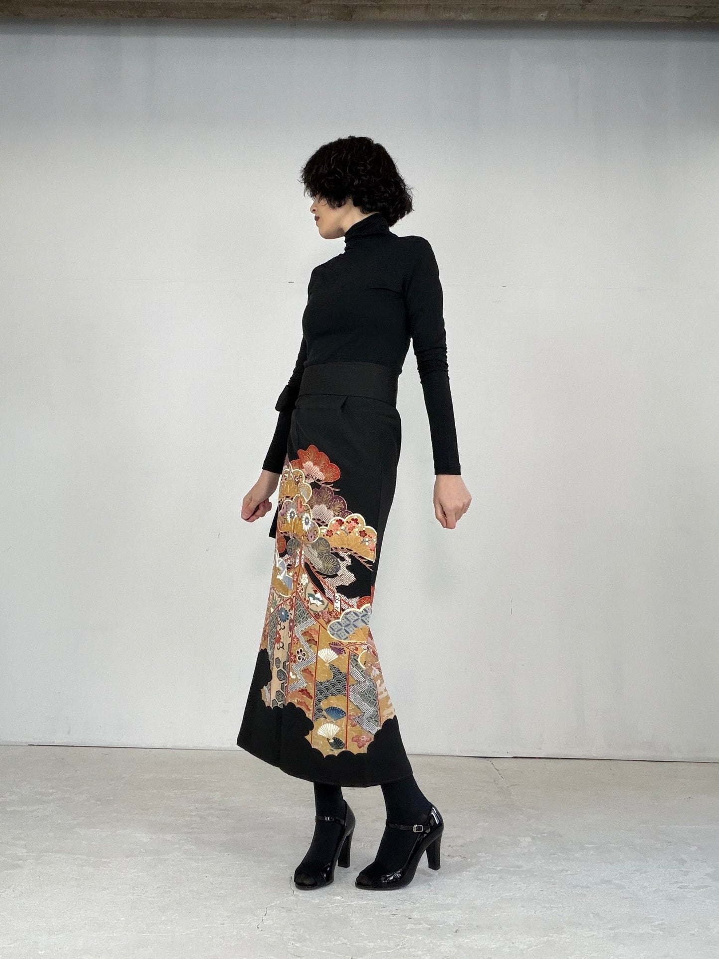 EDO-ZUMA SKIRT UPCYCLED FROM JAPANESE KIMONO "EDO022"