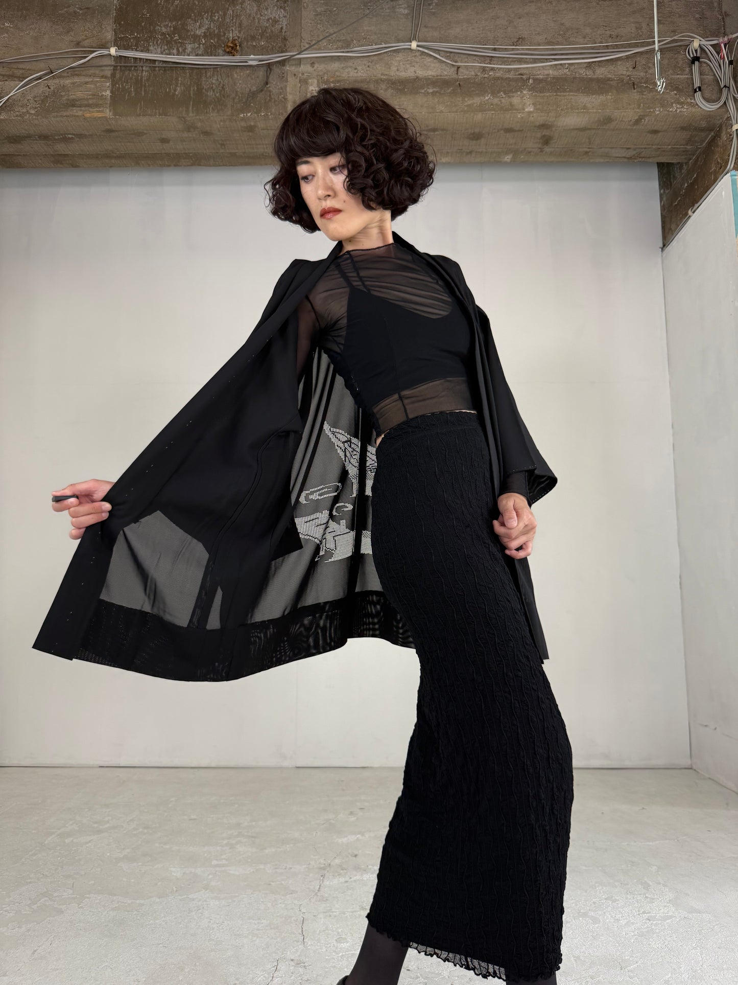 VINTAGE BLACK HAORI SHEER “ro, funade, kamon-tsuta"